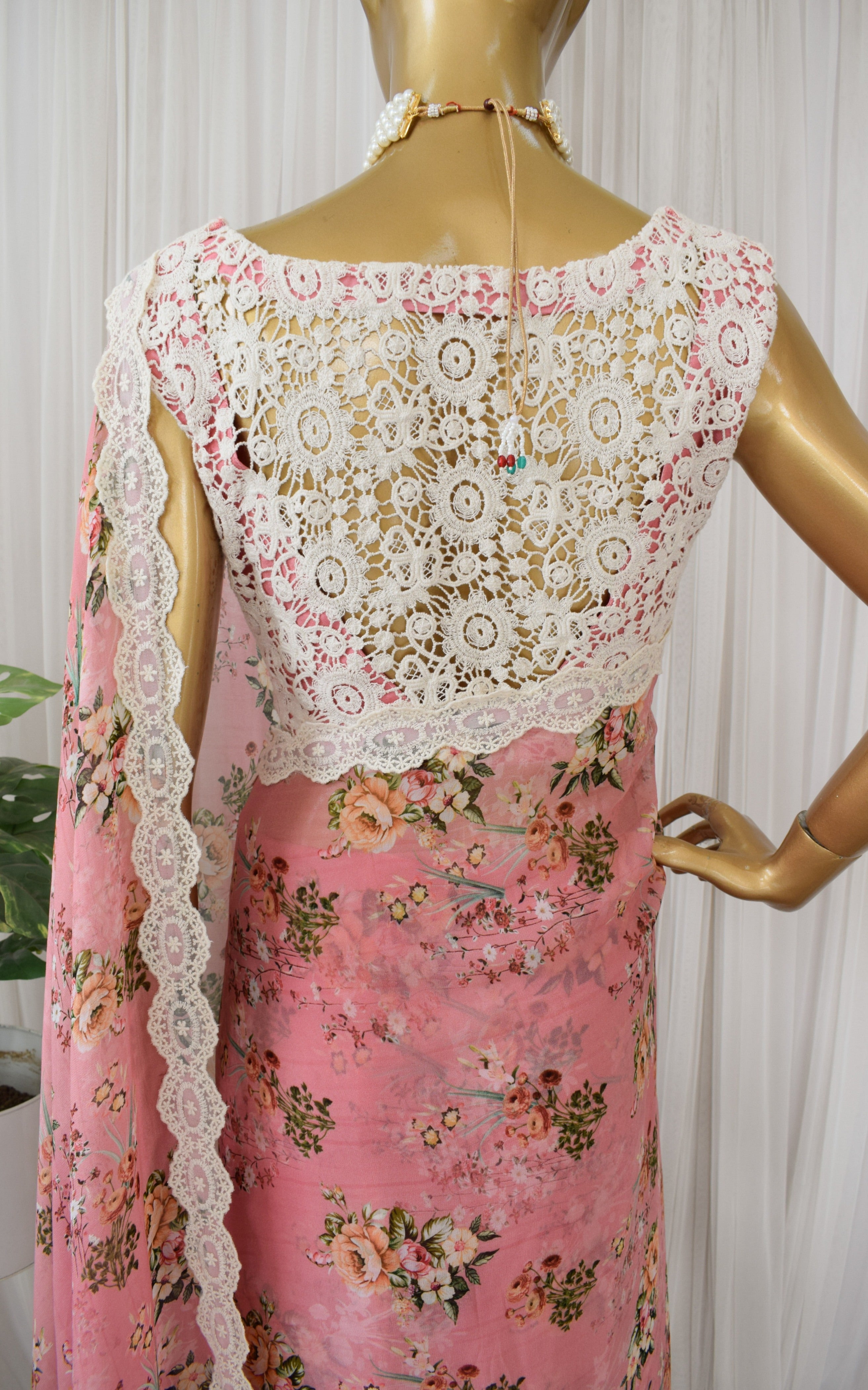 Vintage Pink Floral Printed Georgette Saree