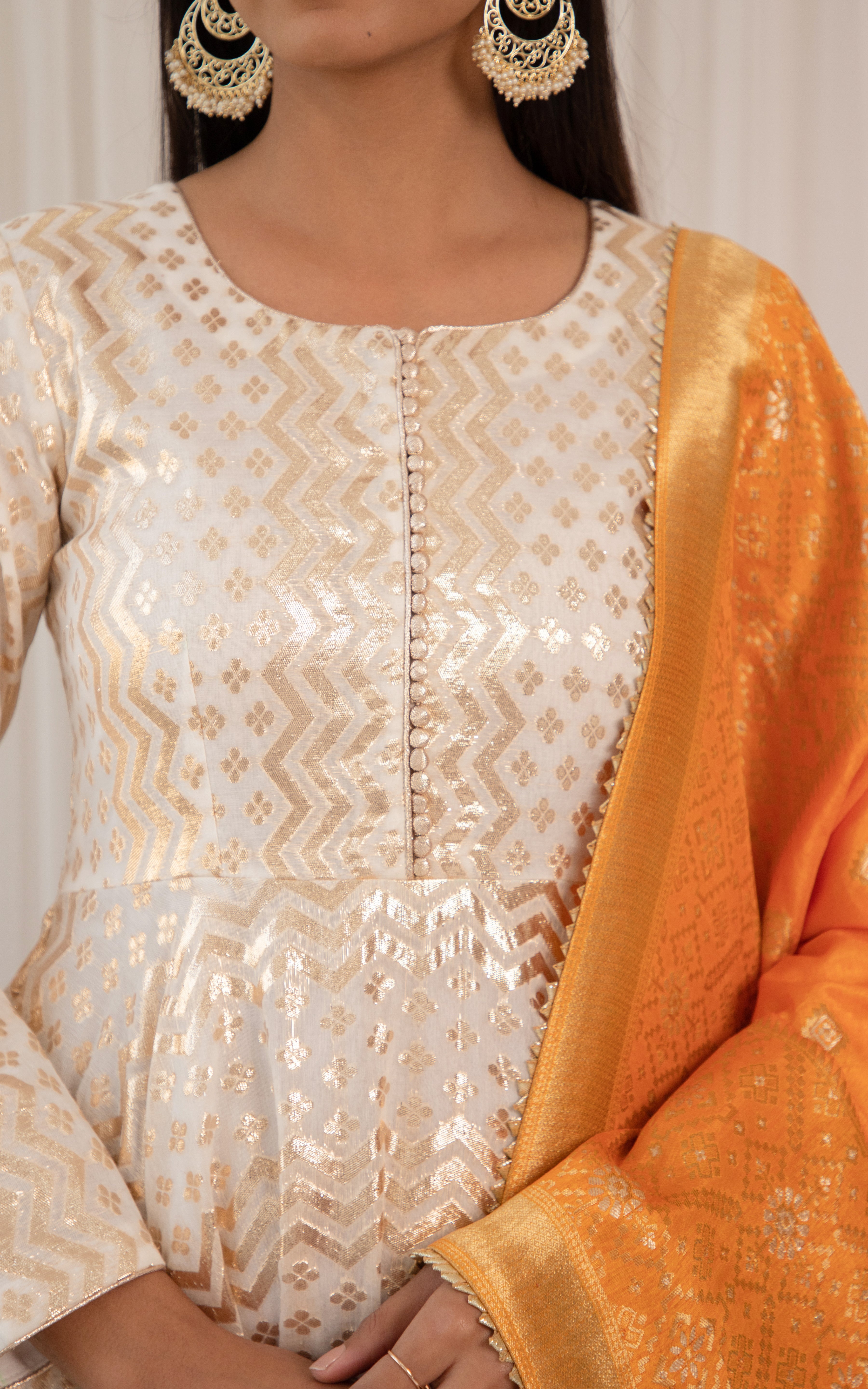 Surbhi Jyoti  Off-white Anarkali with Multicolor Banarsi Dupatta