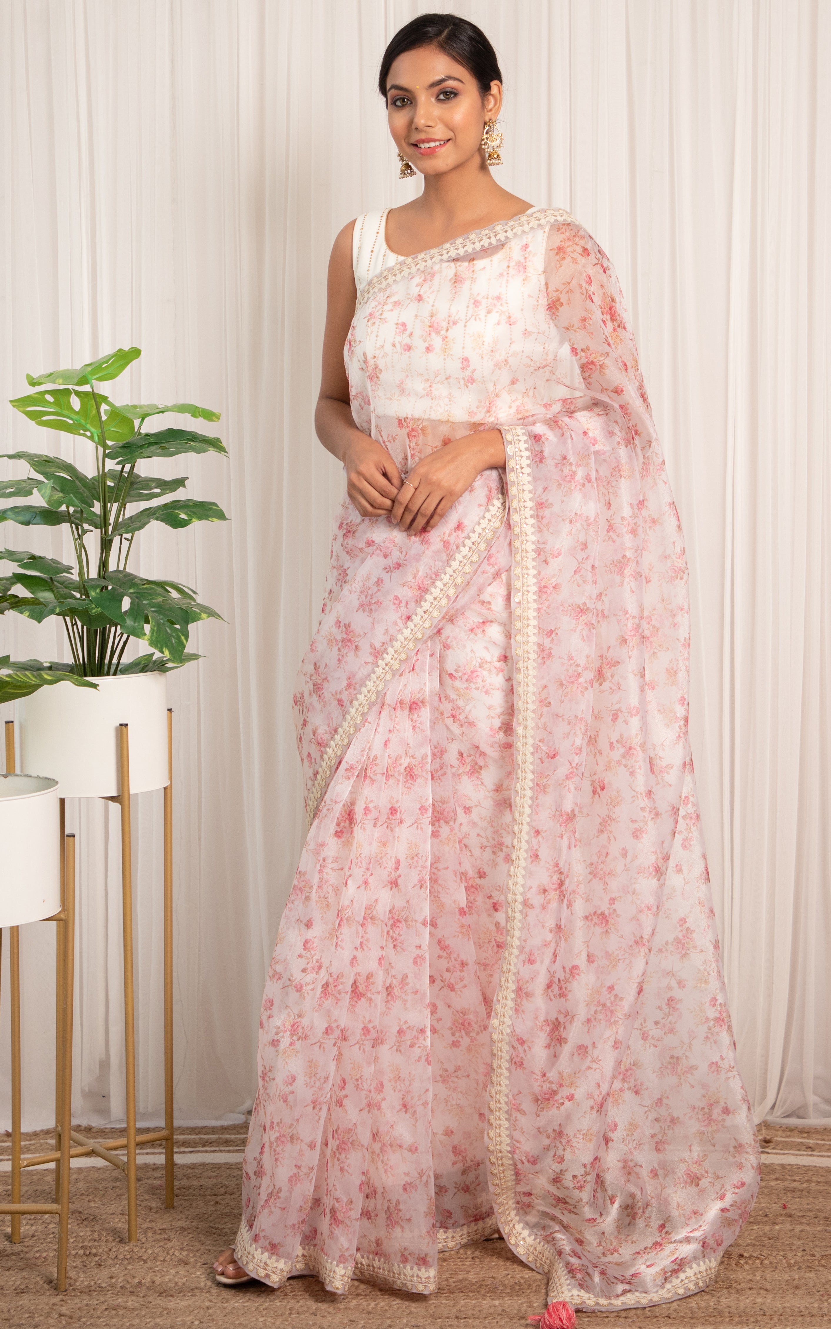Niti Taylor White Floral Organza Saree