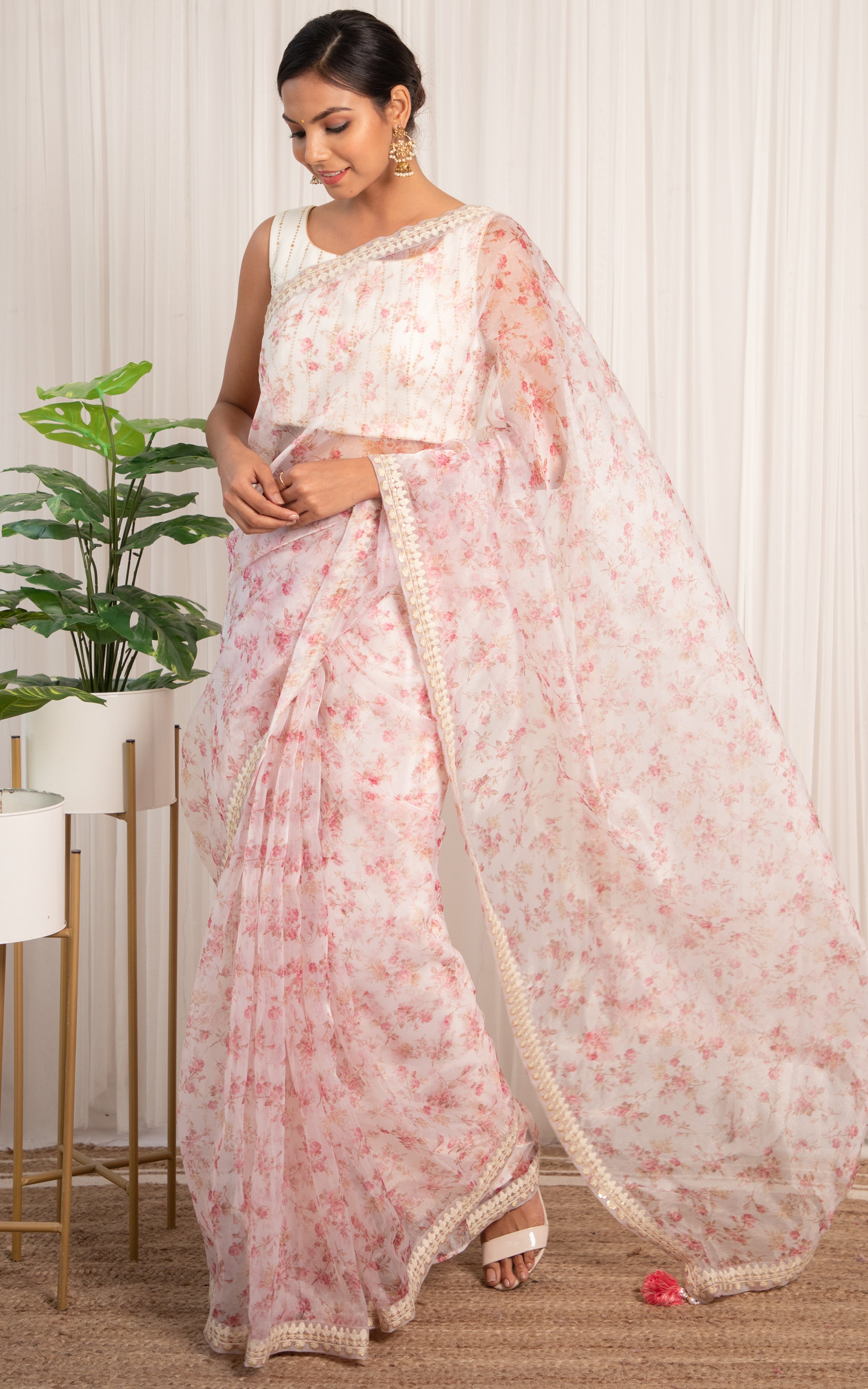 Niti Taylor White Floral Organza Saree