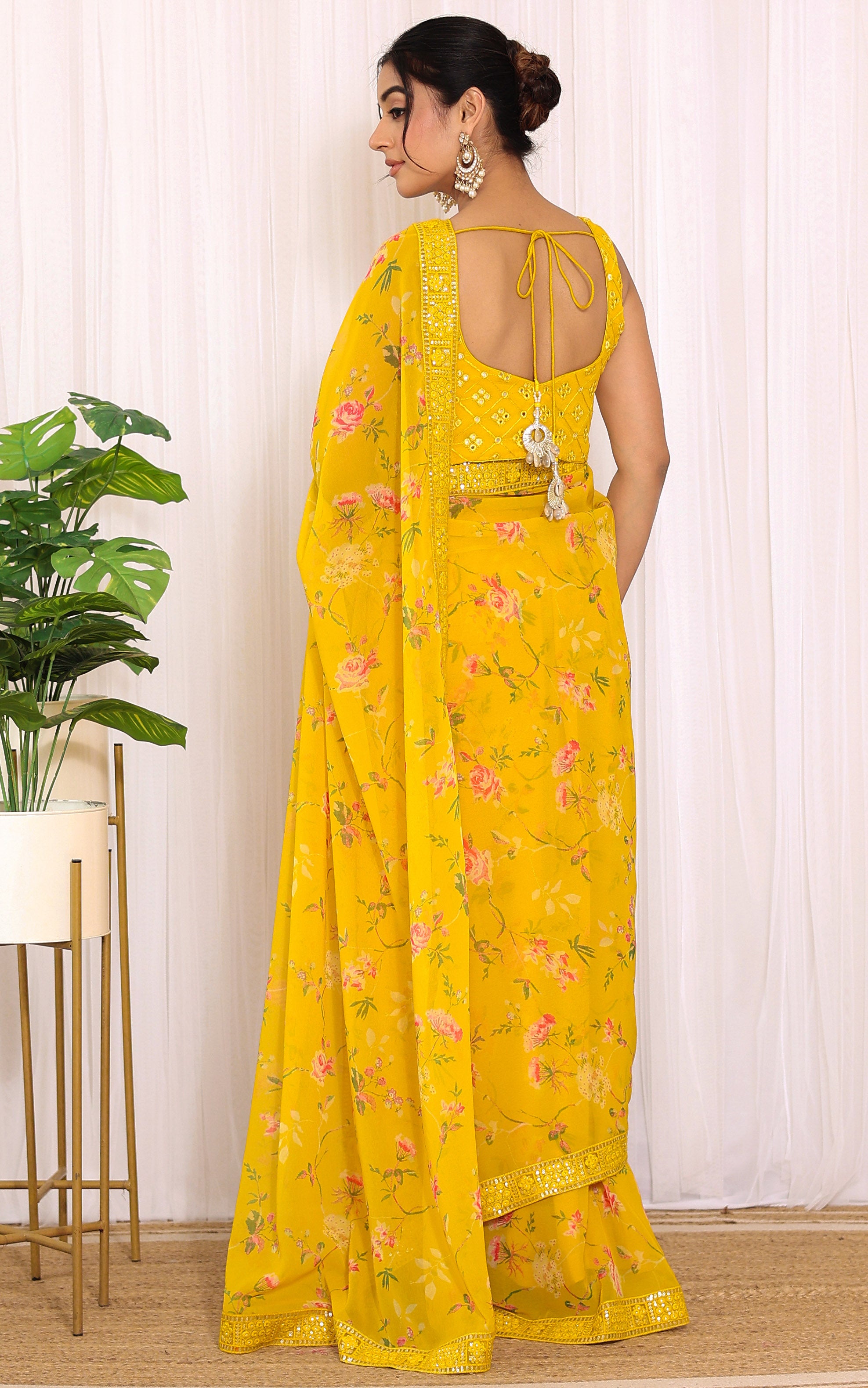 Yellow Rose Printed Georgette Saree