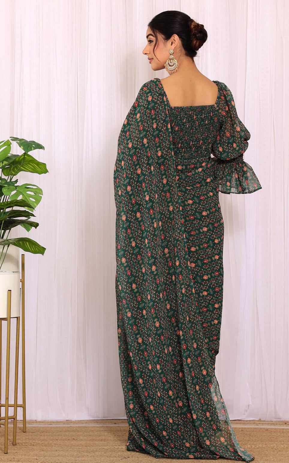 Shreya Arora Bottle Green Pre-Stitched Printed Georgette Saree With Smocked Crop Top