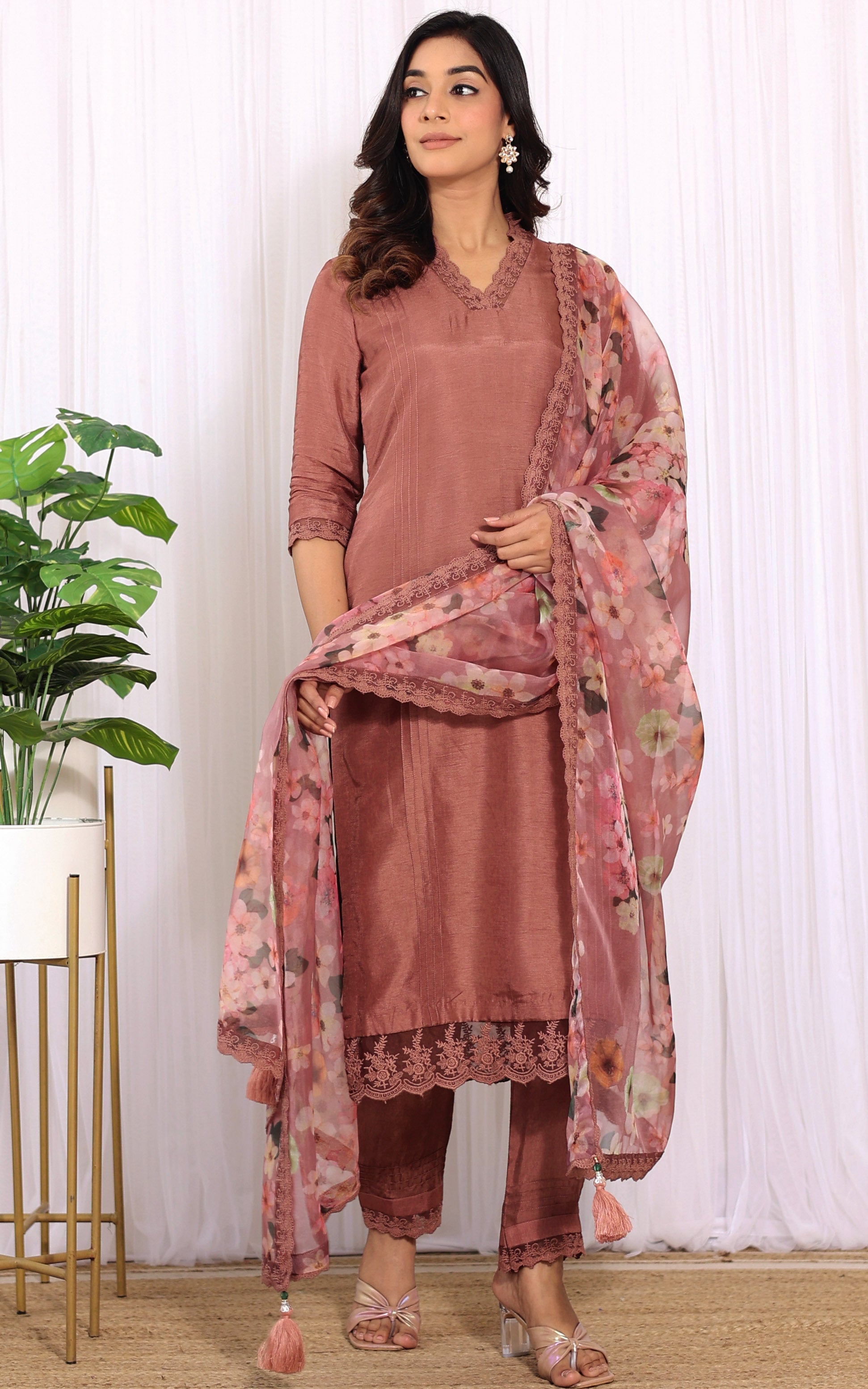 Grapewine Kurta Pant Set With Floral Organza Dupatta