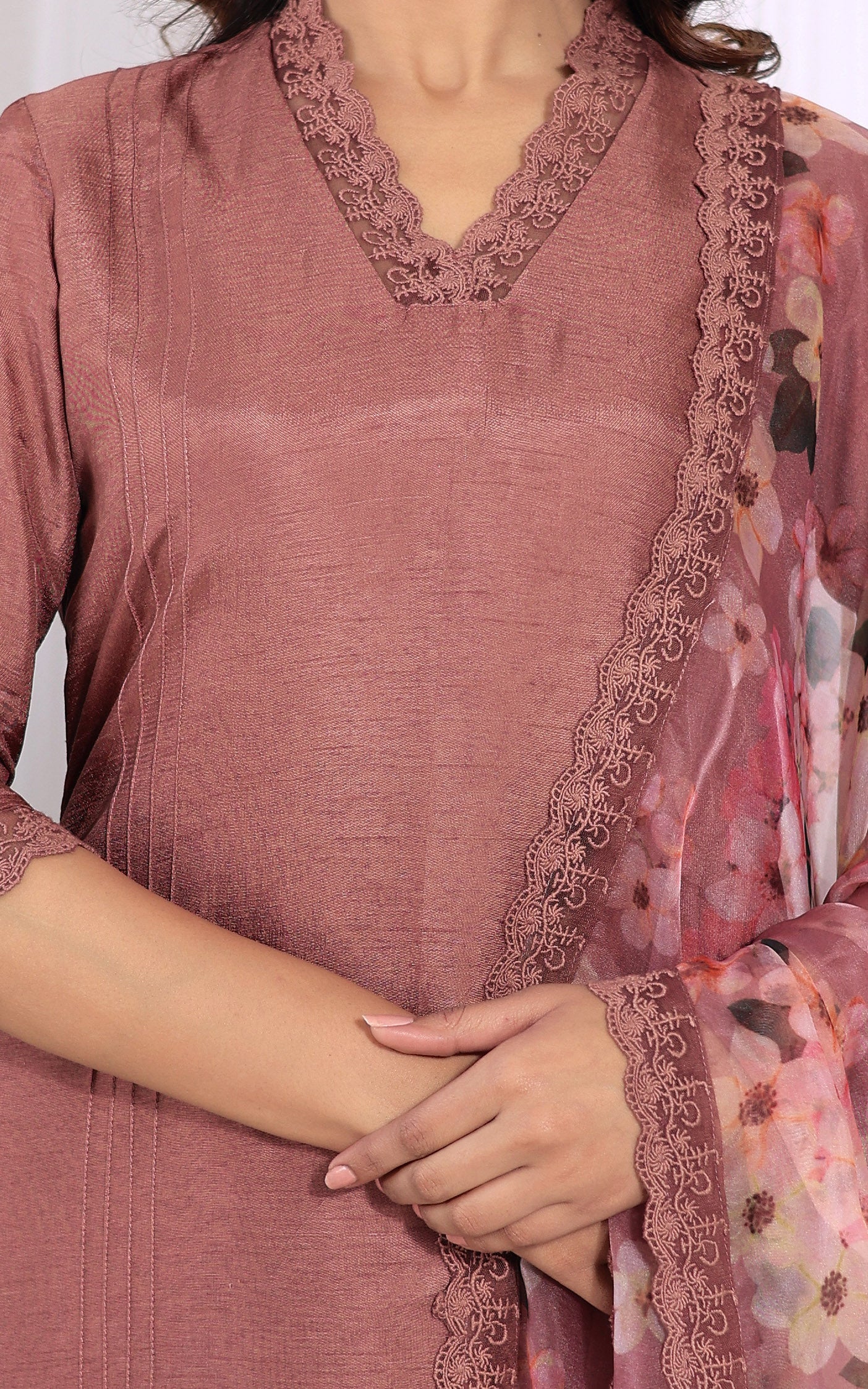 Grapewine Kurta Pant Set With Floral Organza Dupatta