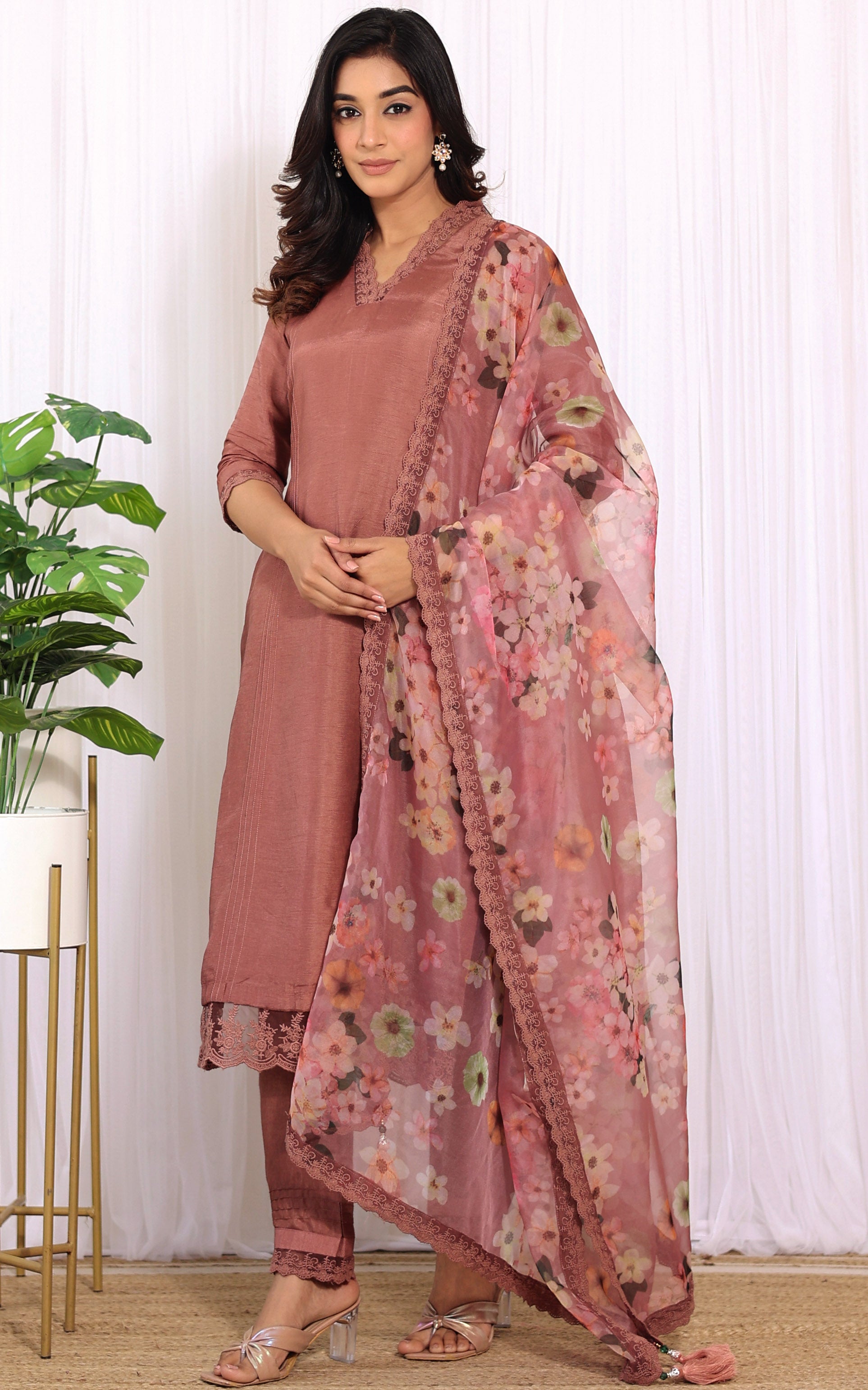 Grapewine Kurta Pant Set With Floral Organza Dupatta