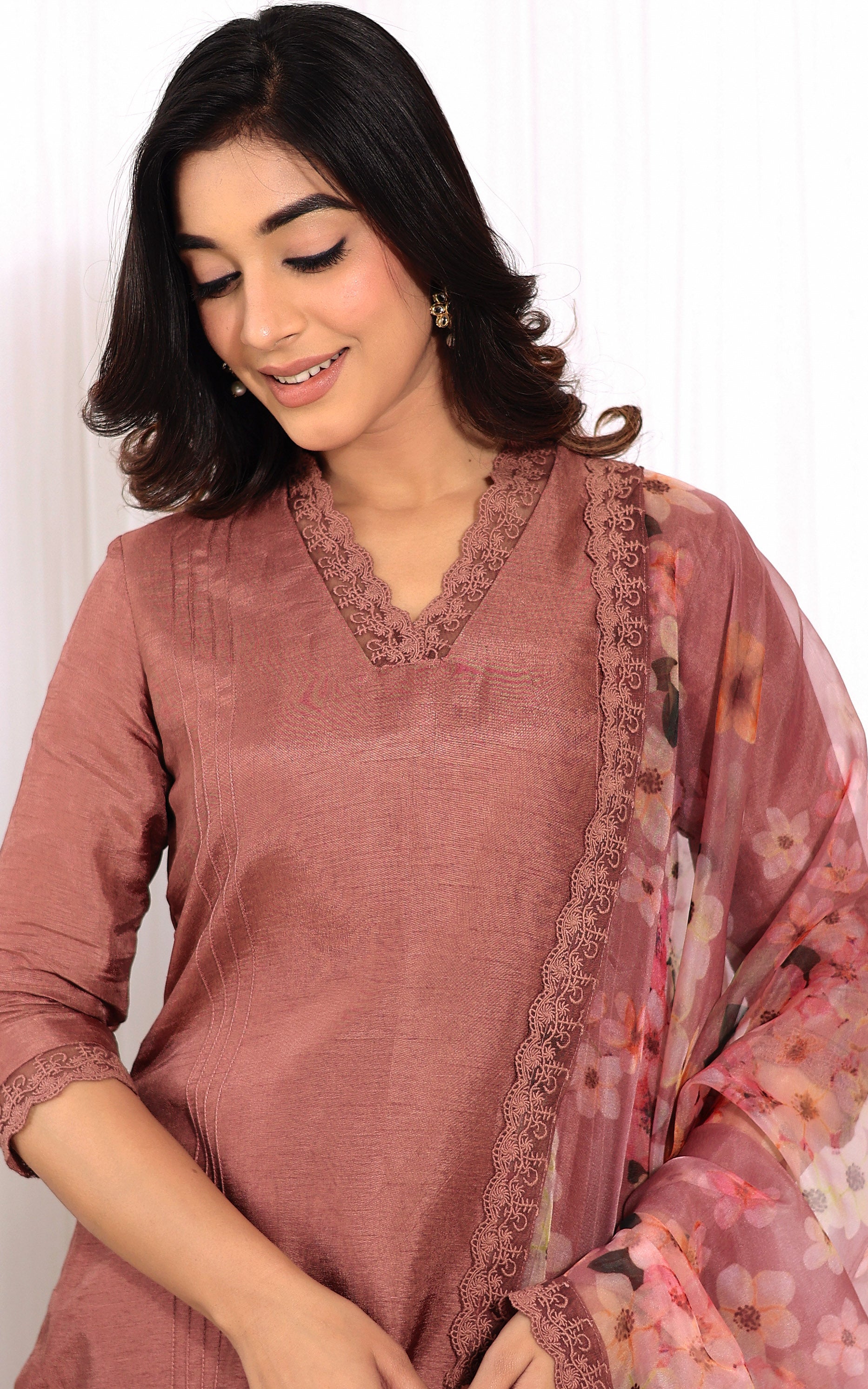 Grapewine Kurta Pant Set With Floral Organza Dupatta