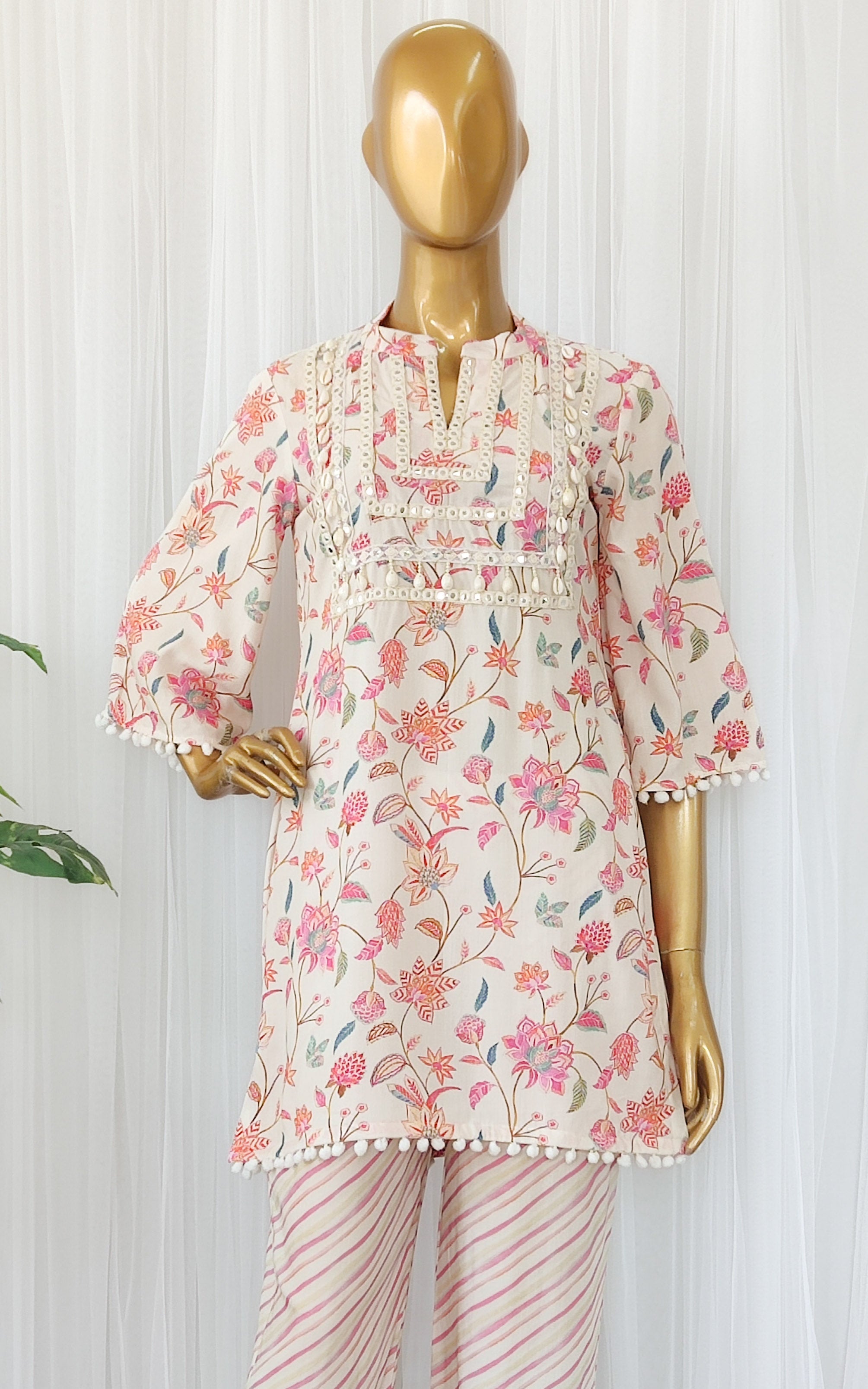 Off-White Vintage Print Mirrorwork Kurta Set