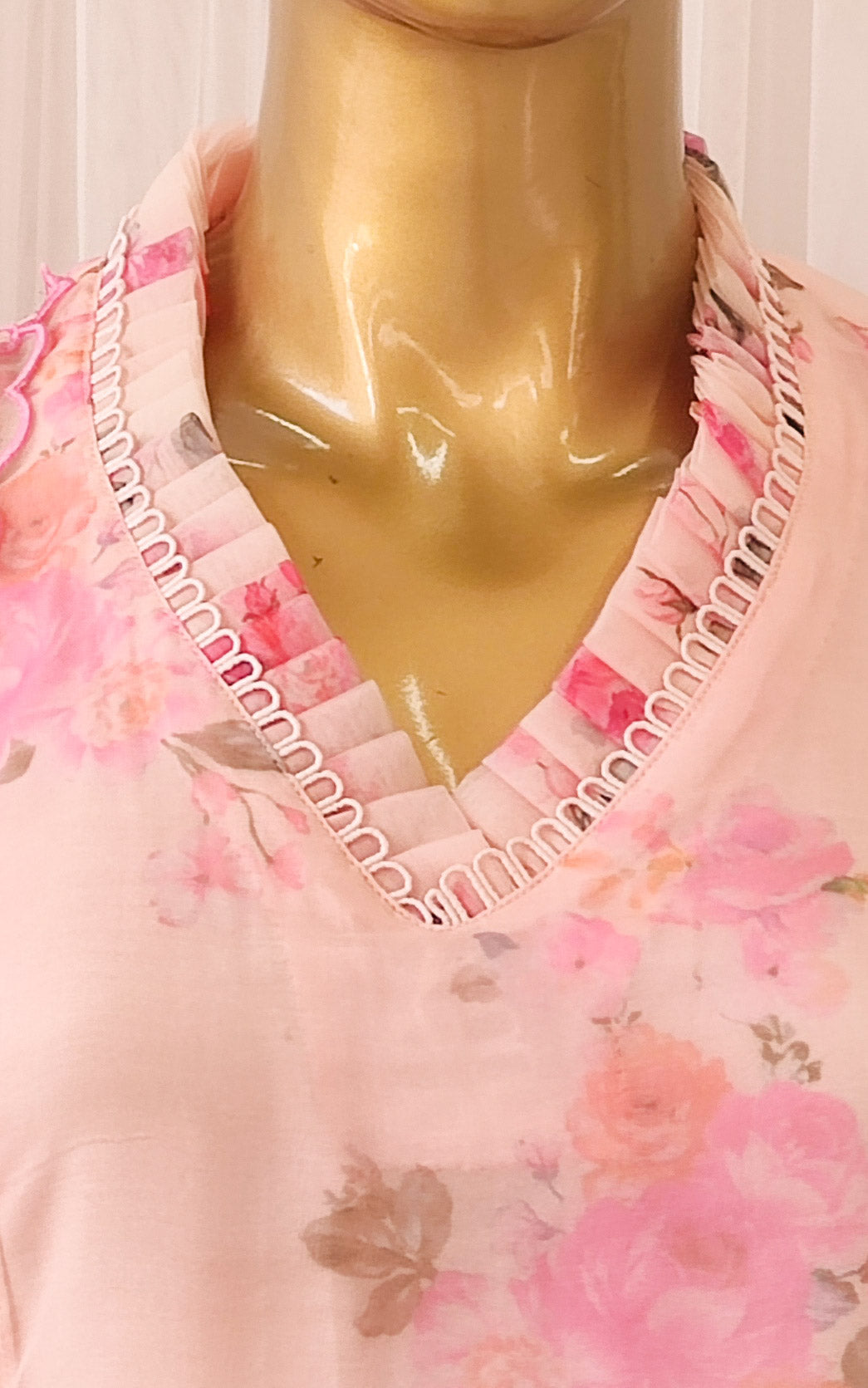 Cream Floral Organza Kurta Set with Embroidered Dupatta