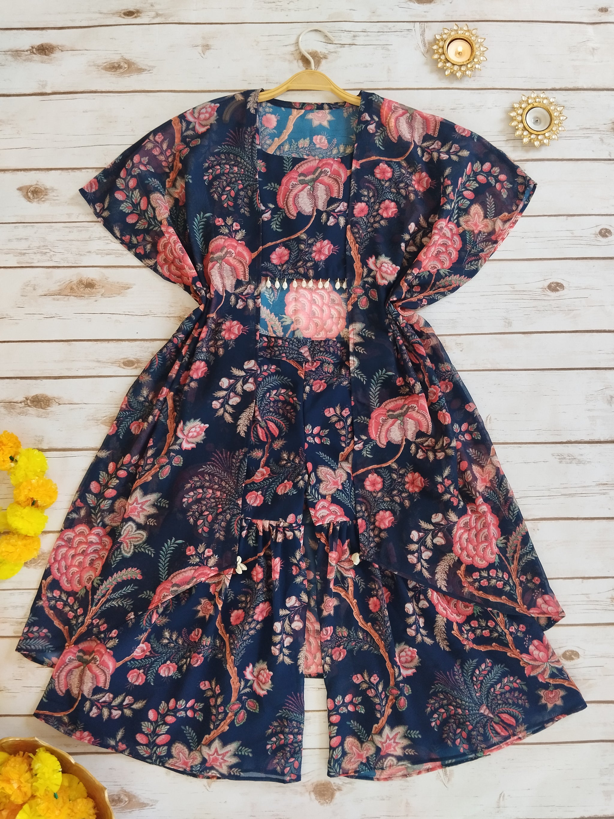 Women Plus Size Navy Blue & Orange Floral Printed Square Neck Sleeveless Cropped Top and Elastic-Waist Mini Shorts Co-Ord Set Women Plus Size Navy Blue & Orange Floral Printed Square Neck Sleeveless Cropped Top and Elastic-Waist Mini Shorts Co-Ord Set