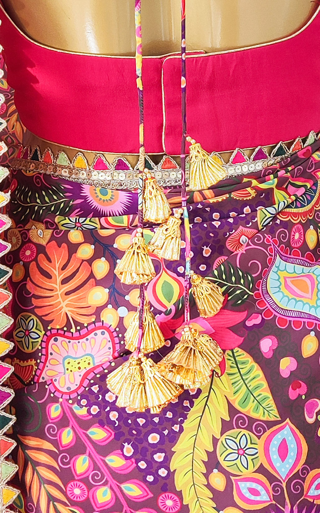 Purple Kitschy Printed Crepe Saree