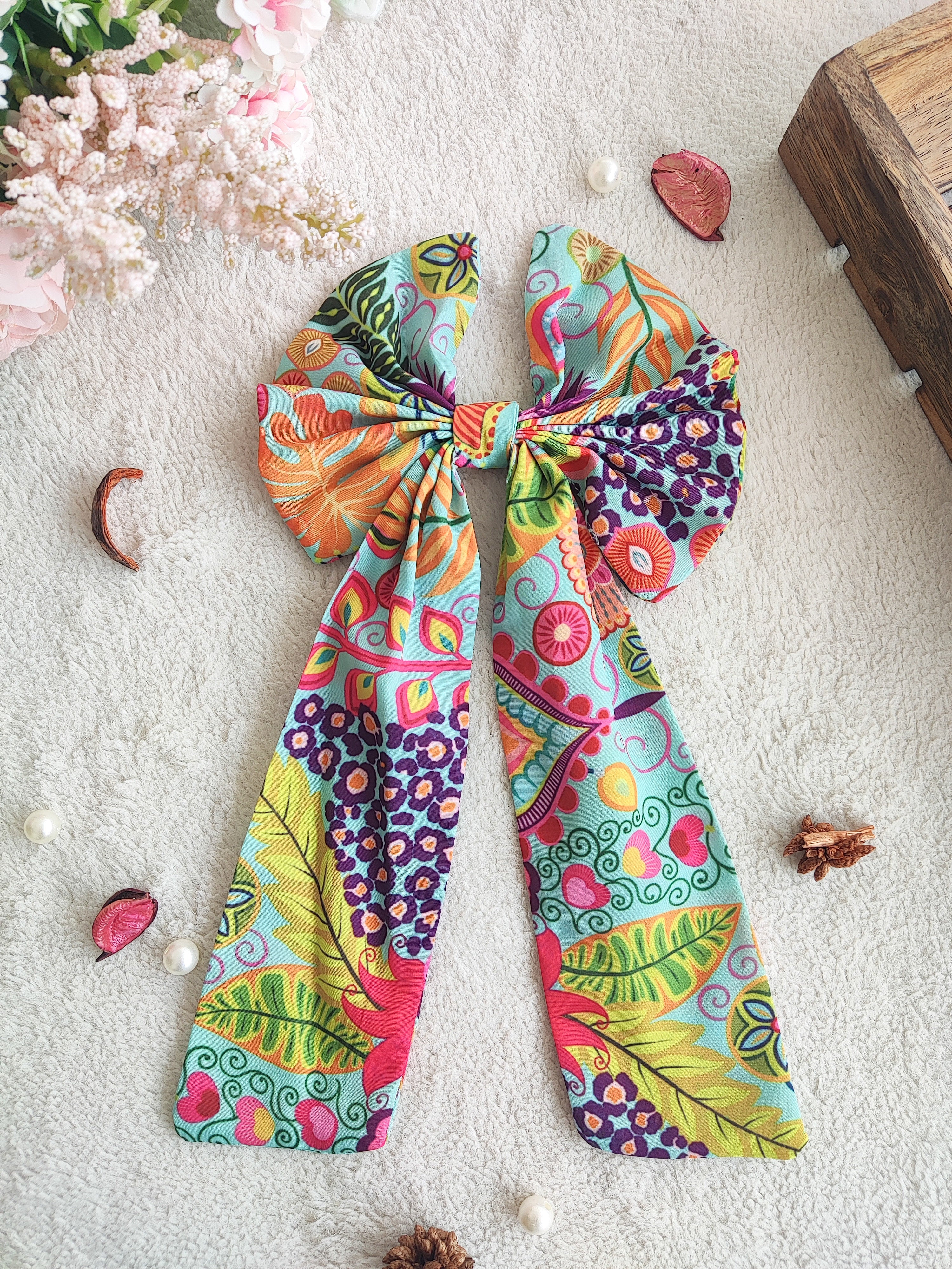 Sea Green Kitschy Printed Long Bow
