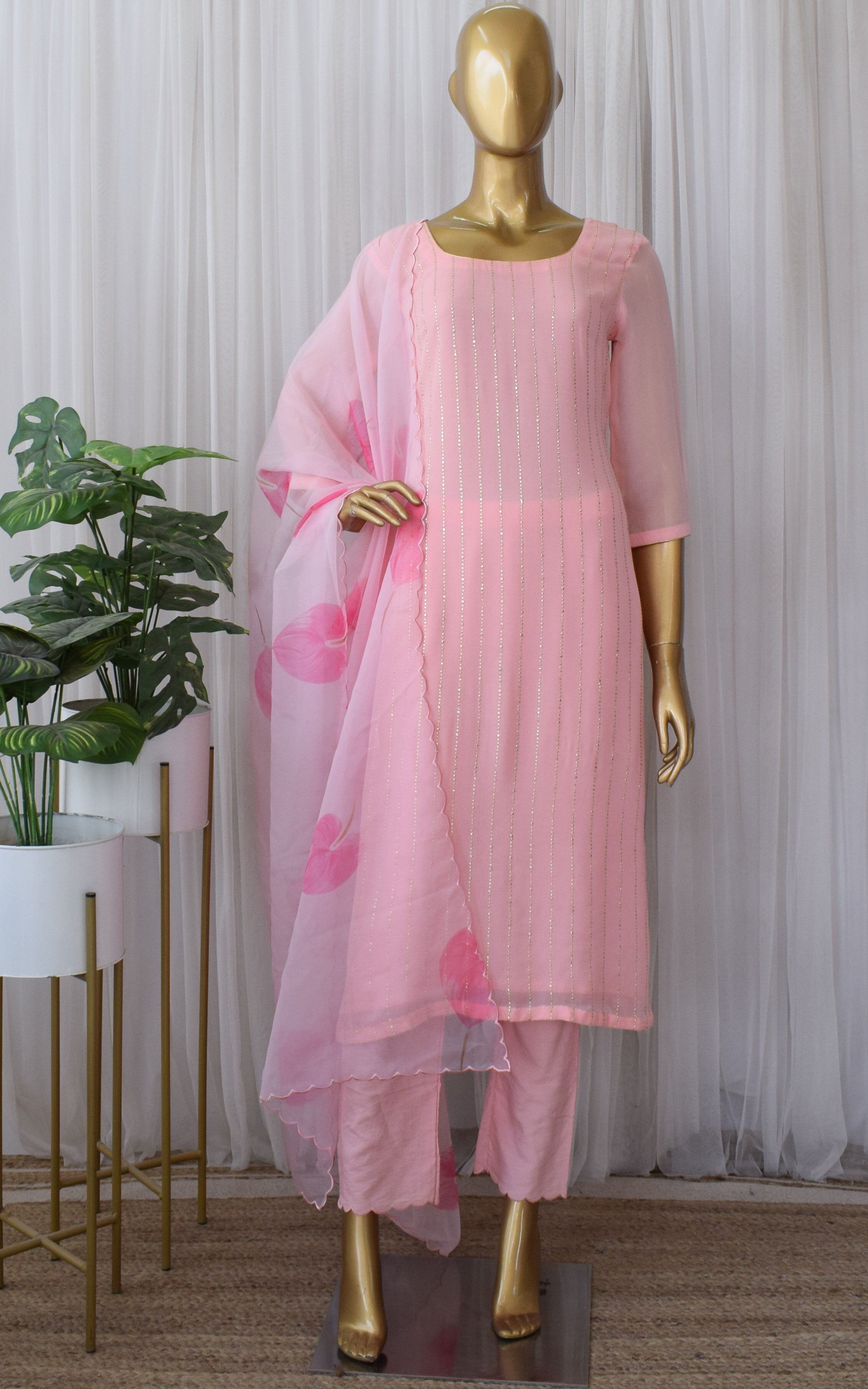 Pink Leaf Mukaish Kurta Set with Organza Dupatta