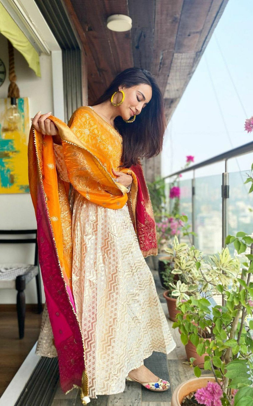 Surbhi Jyoti  Off-white Anarkali with Multicolor Banarsi Dupatta
