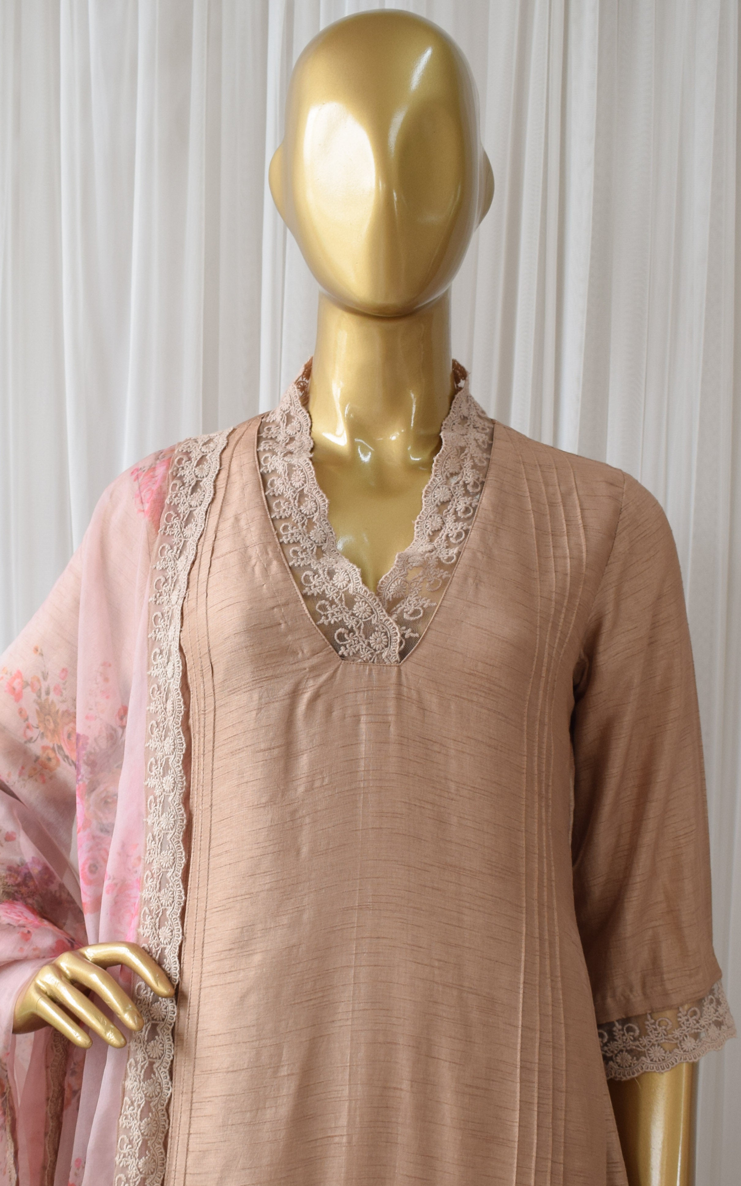 Deepa Dusty Pink Kurta Pant Set with Organza Dupatta