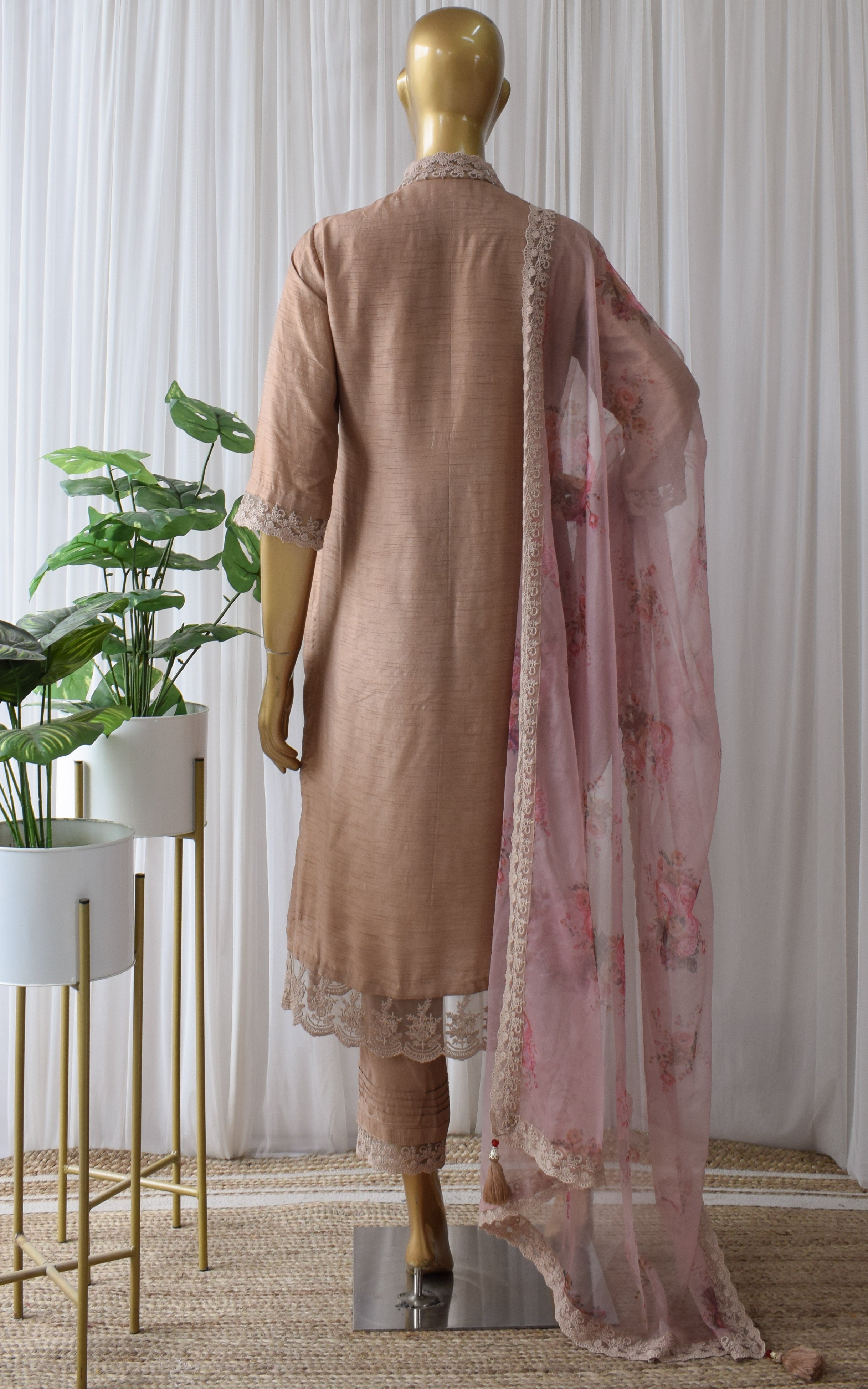 Deepa Dusty Pink Kurta Pant Set with Organza Dupatta