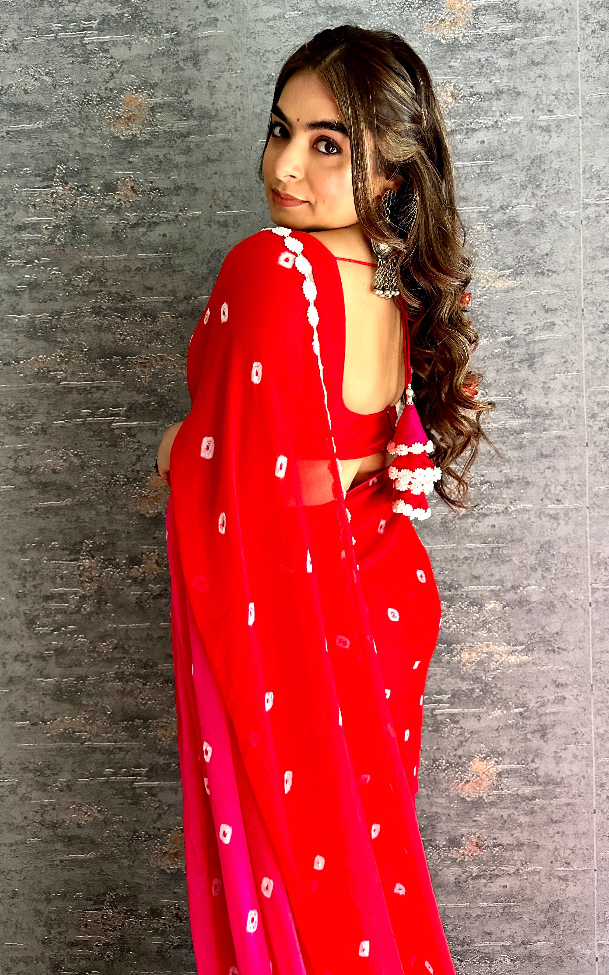 Gurleen Gambhir Red-Pink Georgette Bandhej Saree