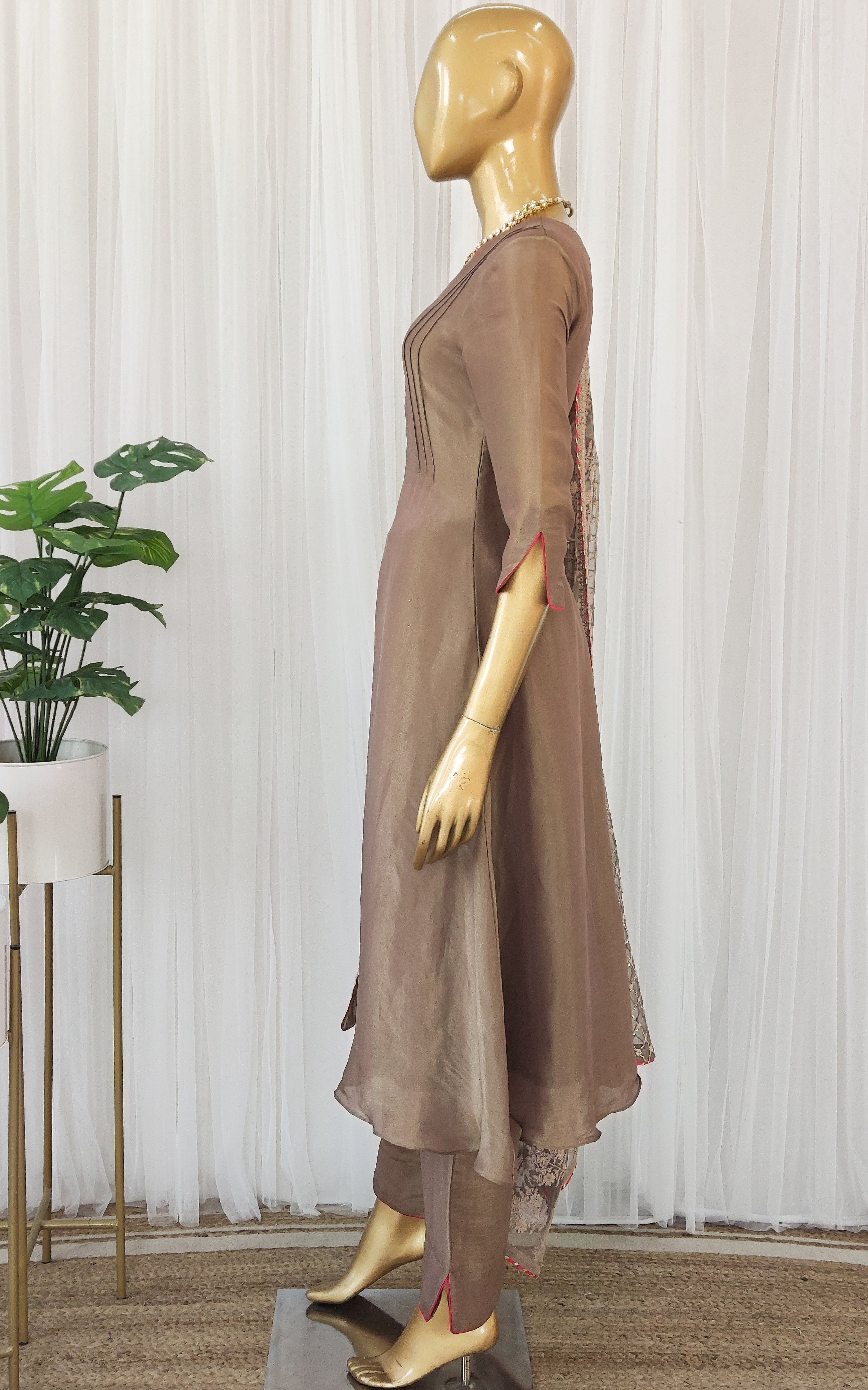 Rust Tissue Kurta Set With Heavy Dupatta