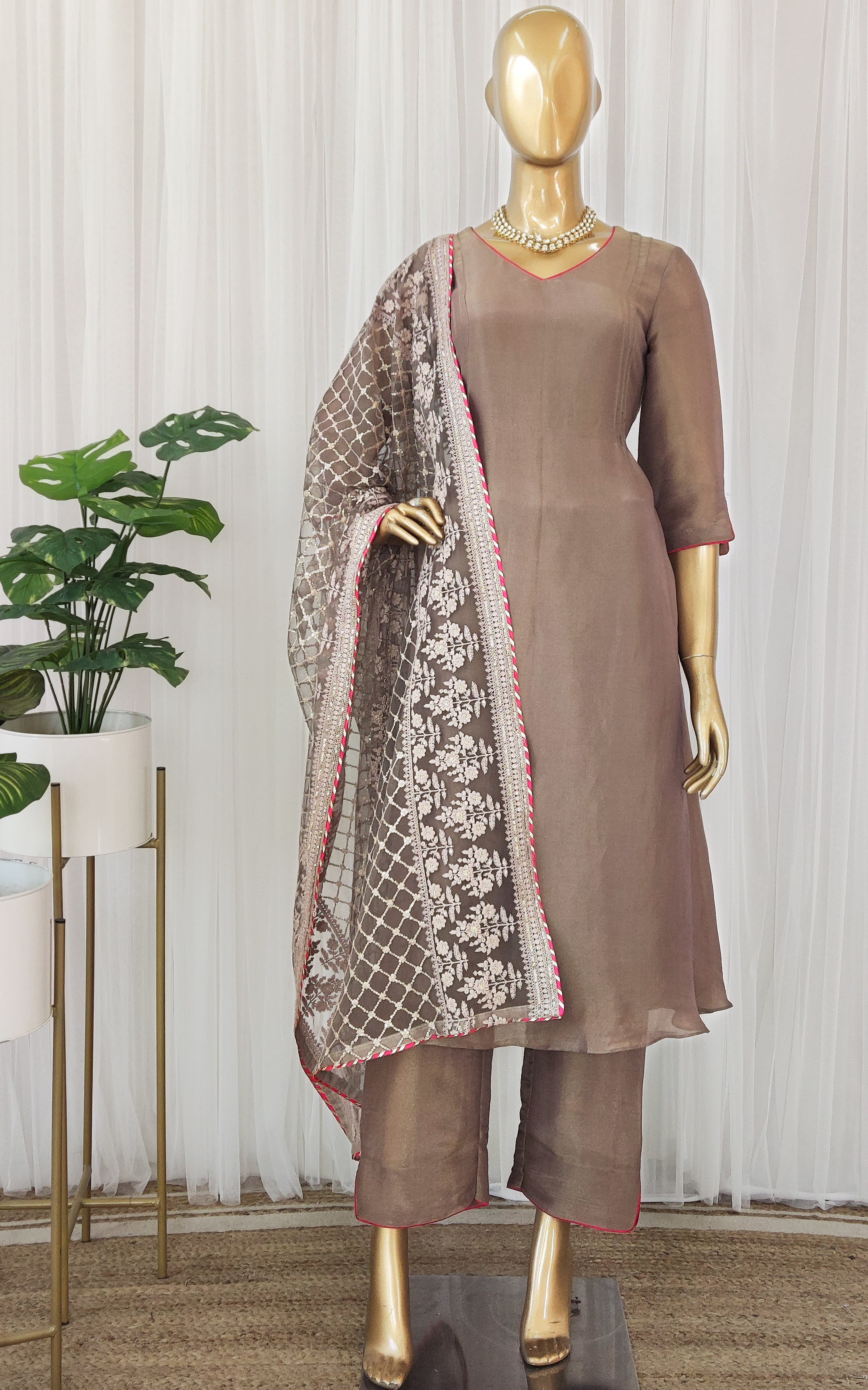 Rust Tissue Kurta Set With Heavy Dupatta