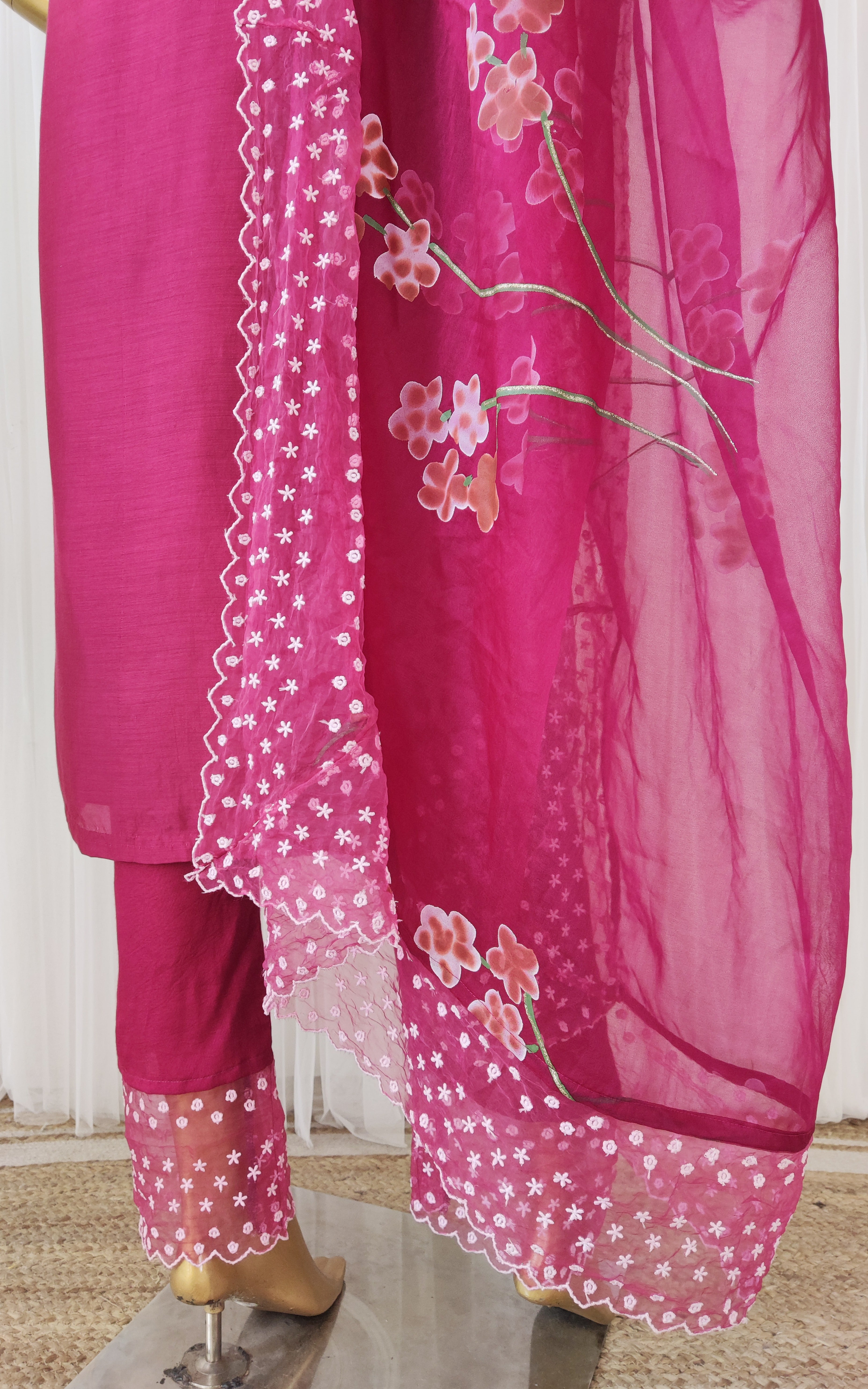 Wine Kurta Pant Set With Handpainted Organza Dupatta