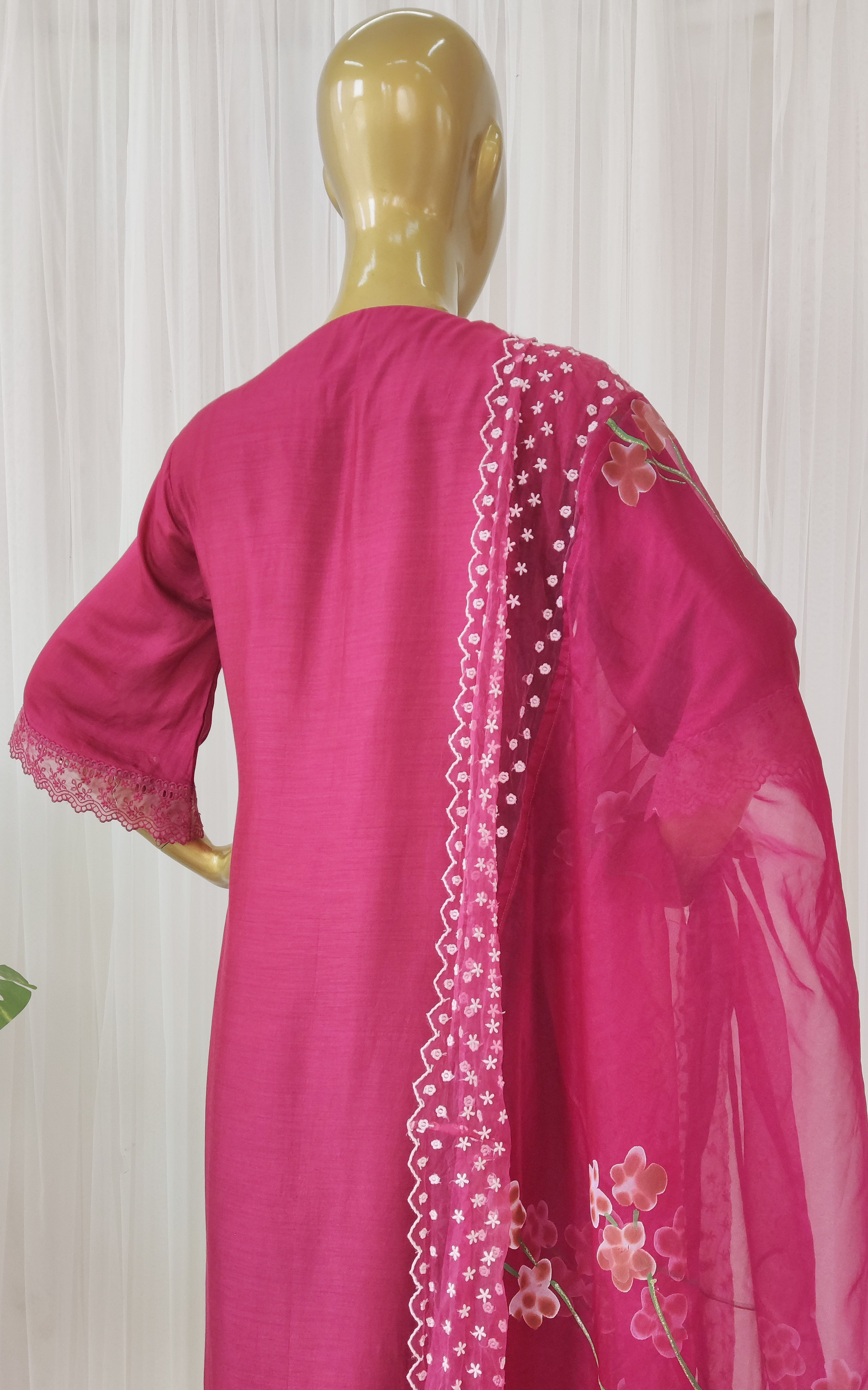 Wine Kurta Pant Set With Handpainted Organza Dupatta