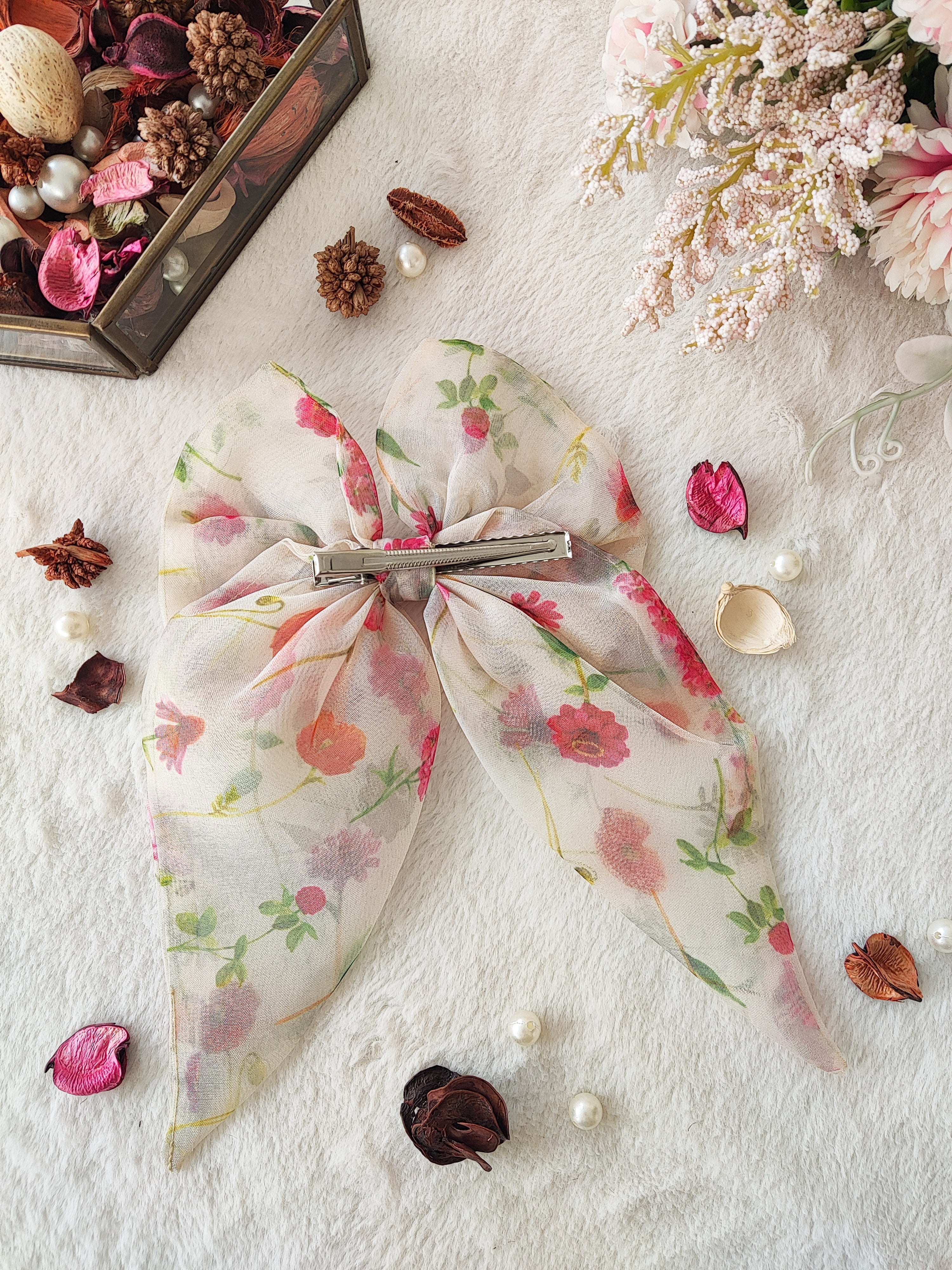Meadow Print Organza Short Bow