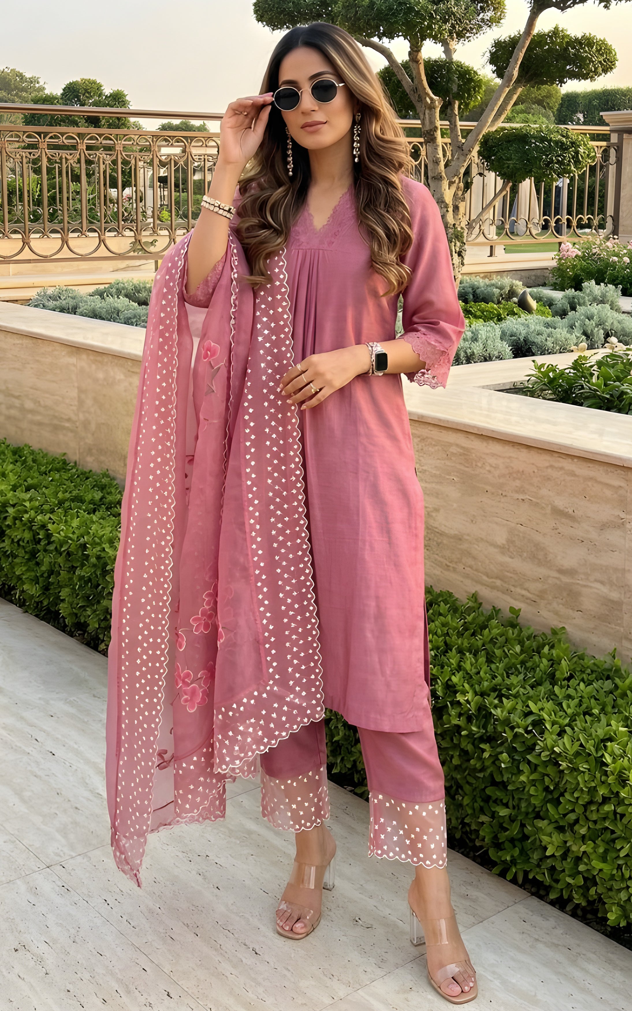 Onion Pink Kurta Pant Set with Handpainted Organza Dupatta