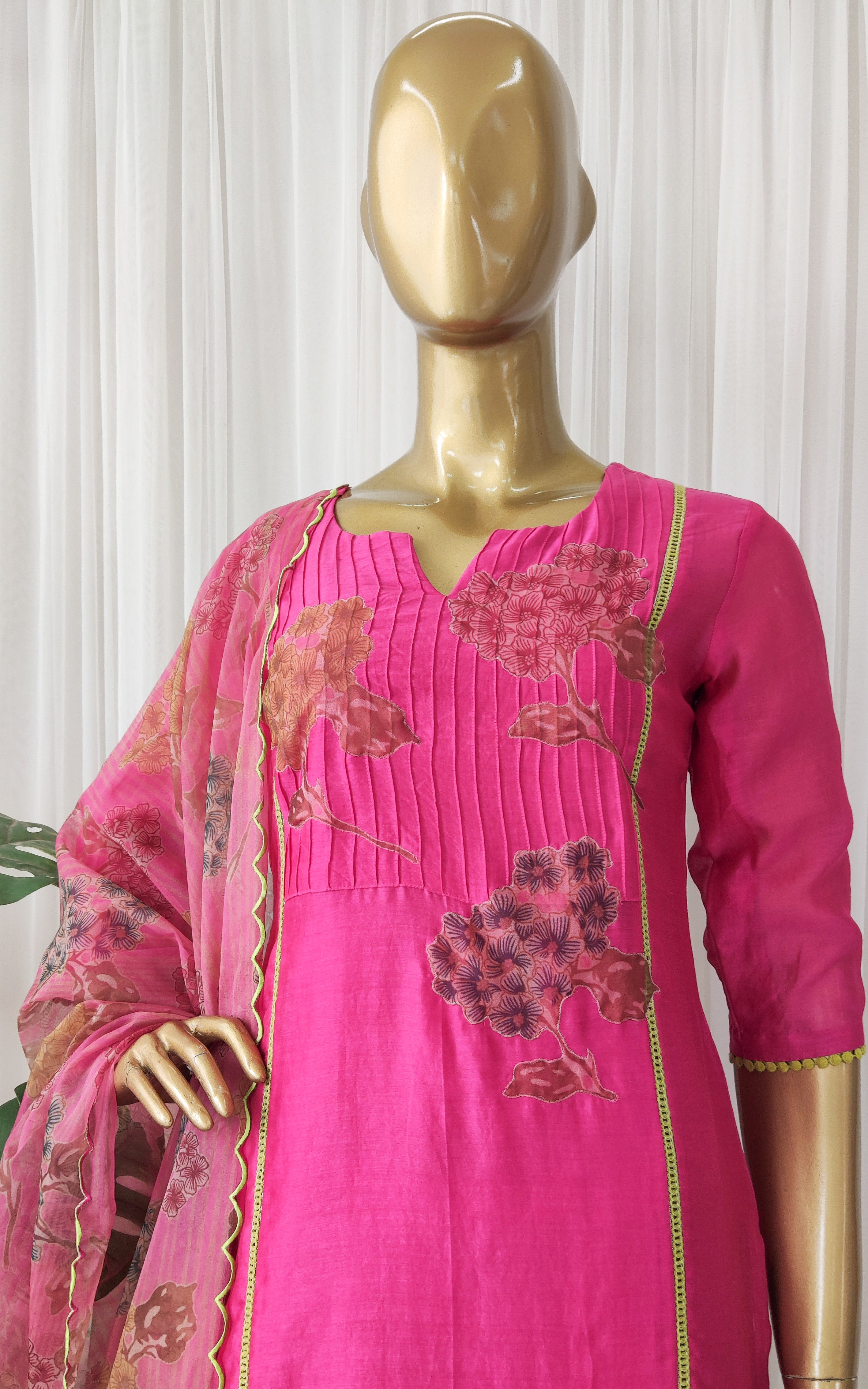 Hot Pink Silk Chanderi Kurta Set with Organza Dupatta