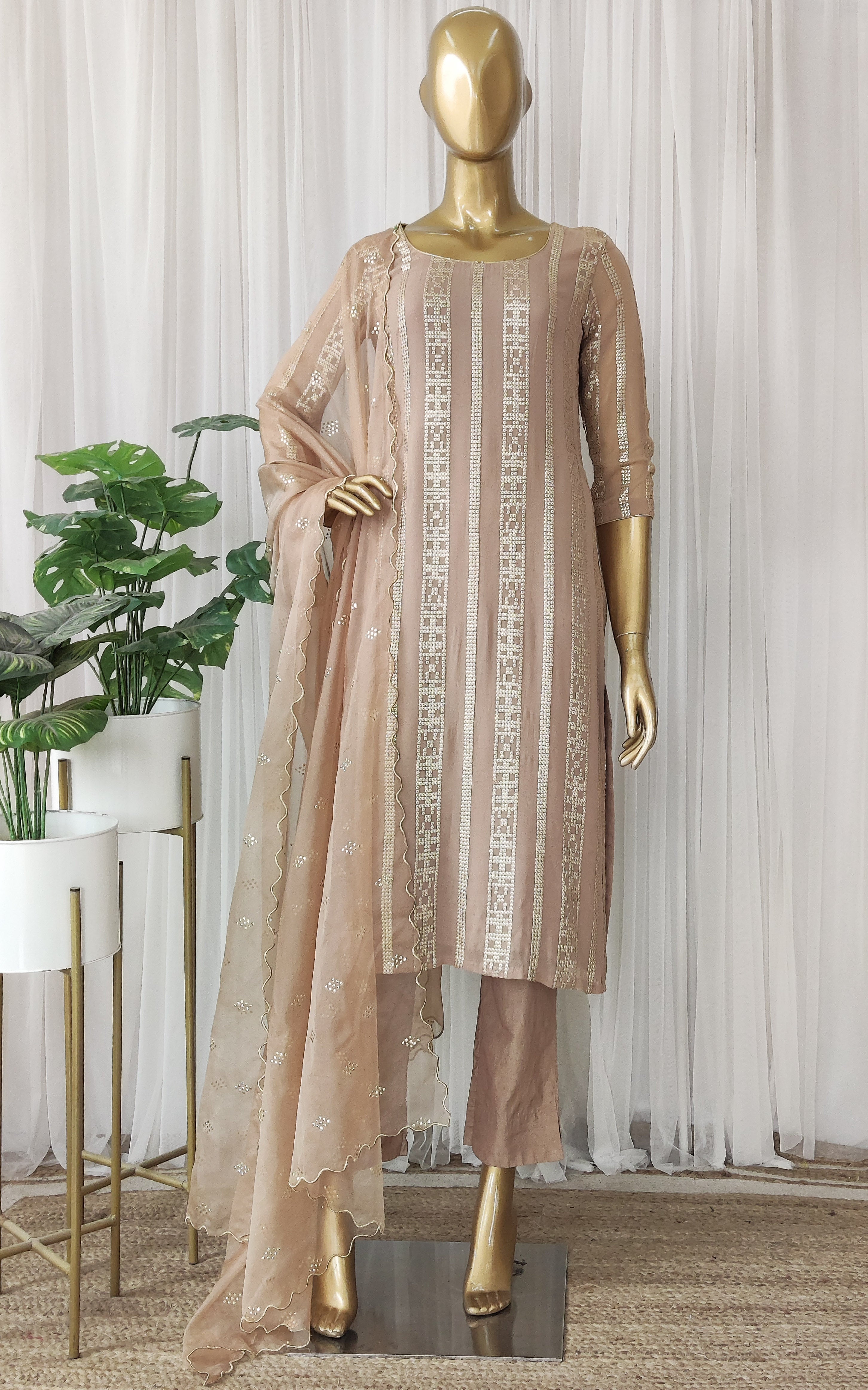 Walnut Sequin Kurta Pant Set with Organza Dupatta