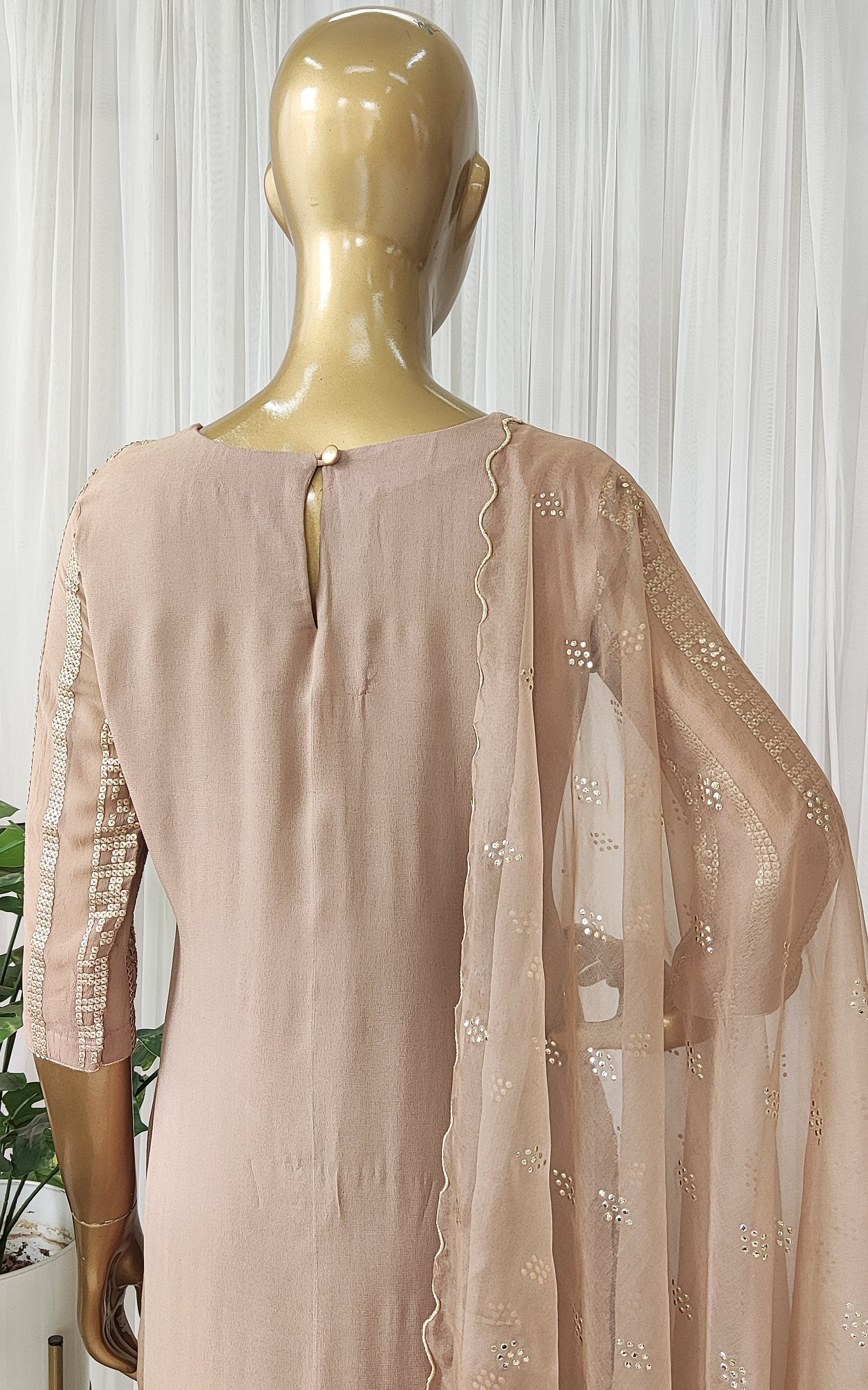 Walnut Sequin Kurta Pant Set with Organza Dupatta