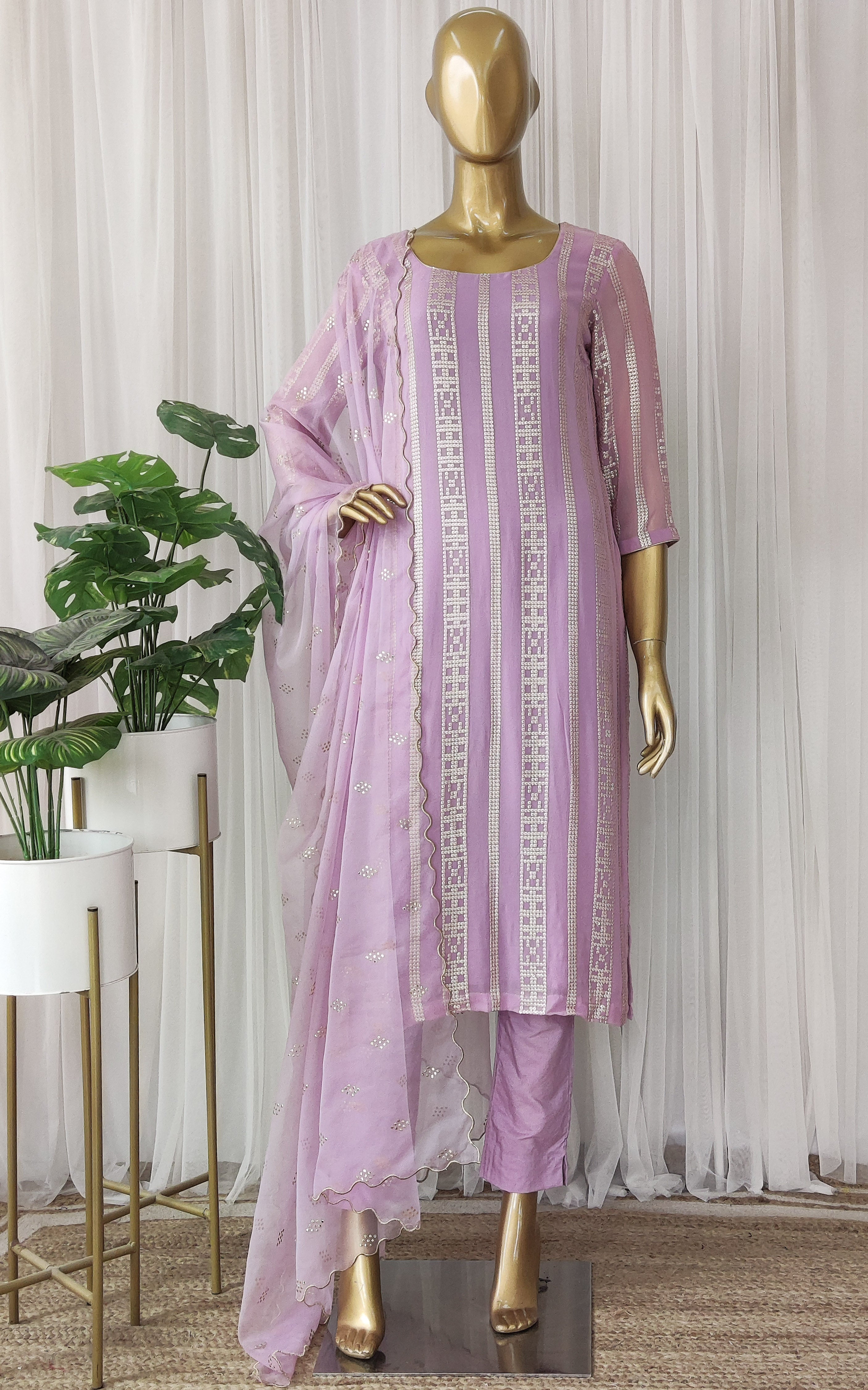 Lilac Kurta Pant Set with Organza Dupatta