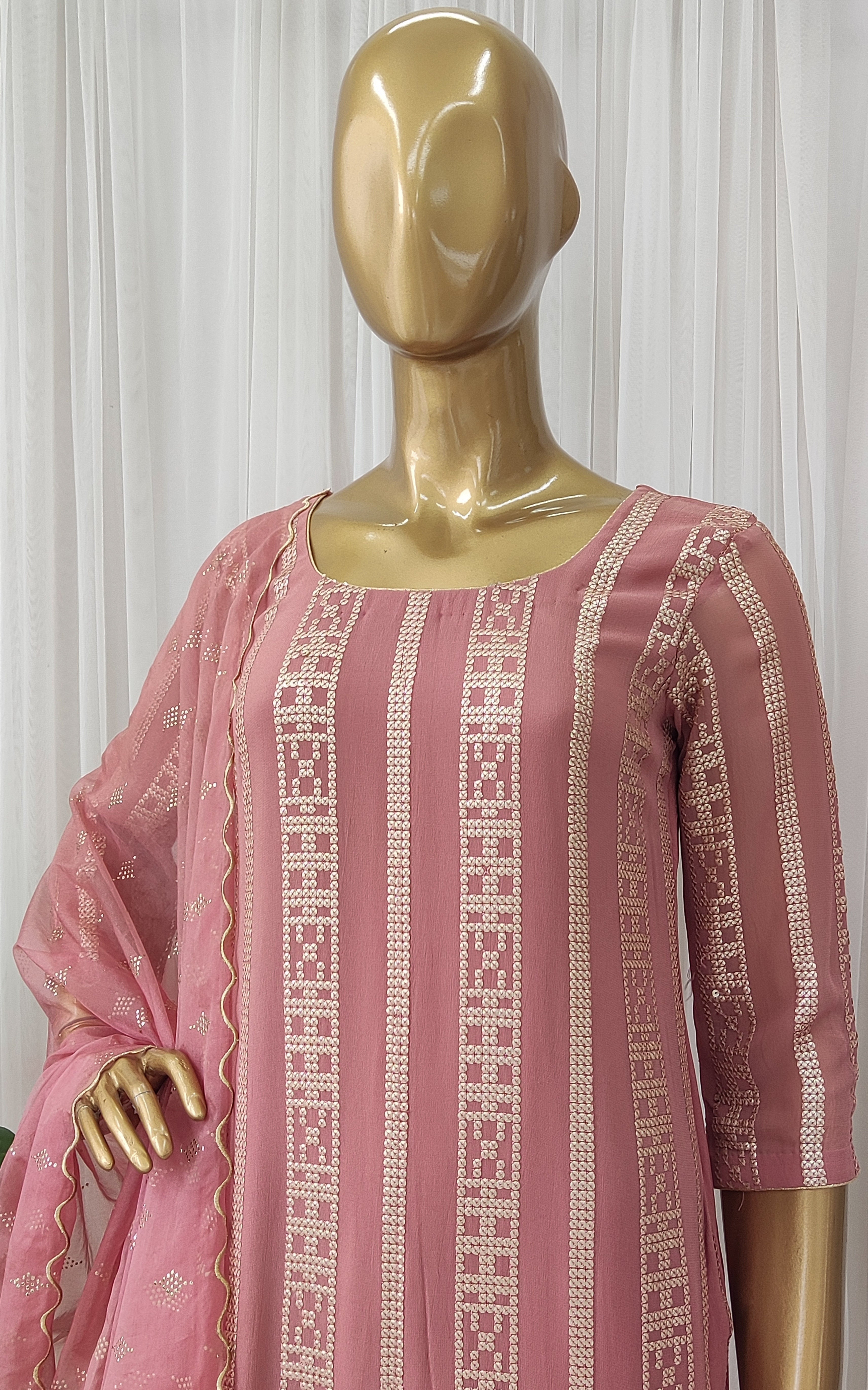 Onion Pink Kurta Pant Set with Organza Dupatta