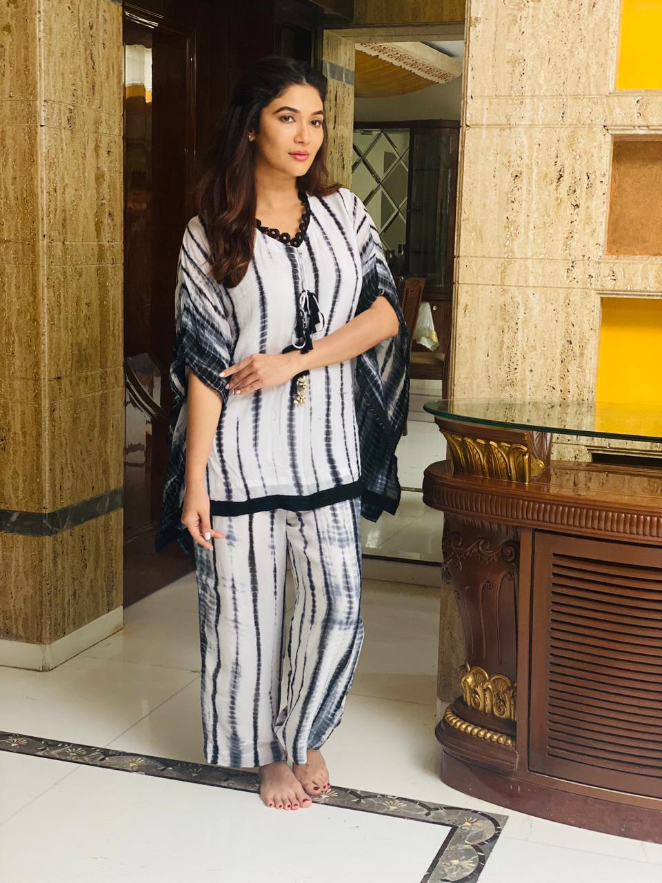 Rupali Ganguly Black & White Shibori Kaftan Co-ord Set