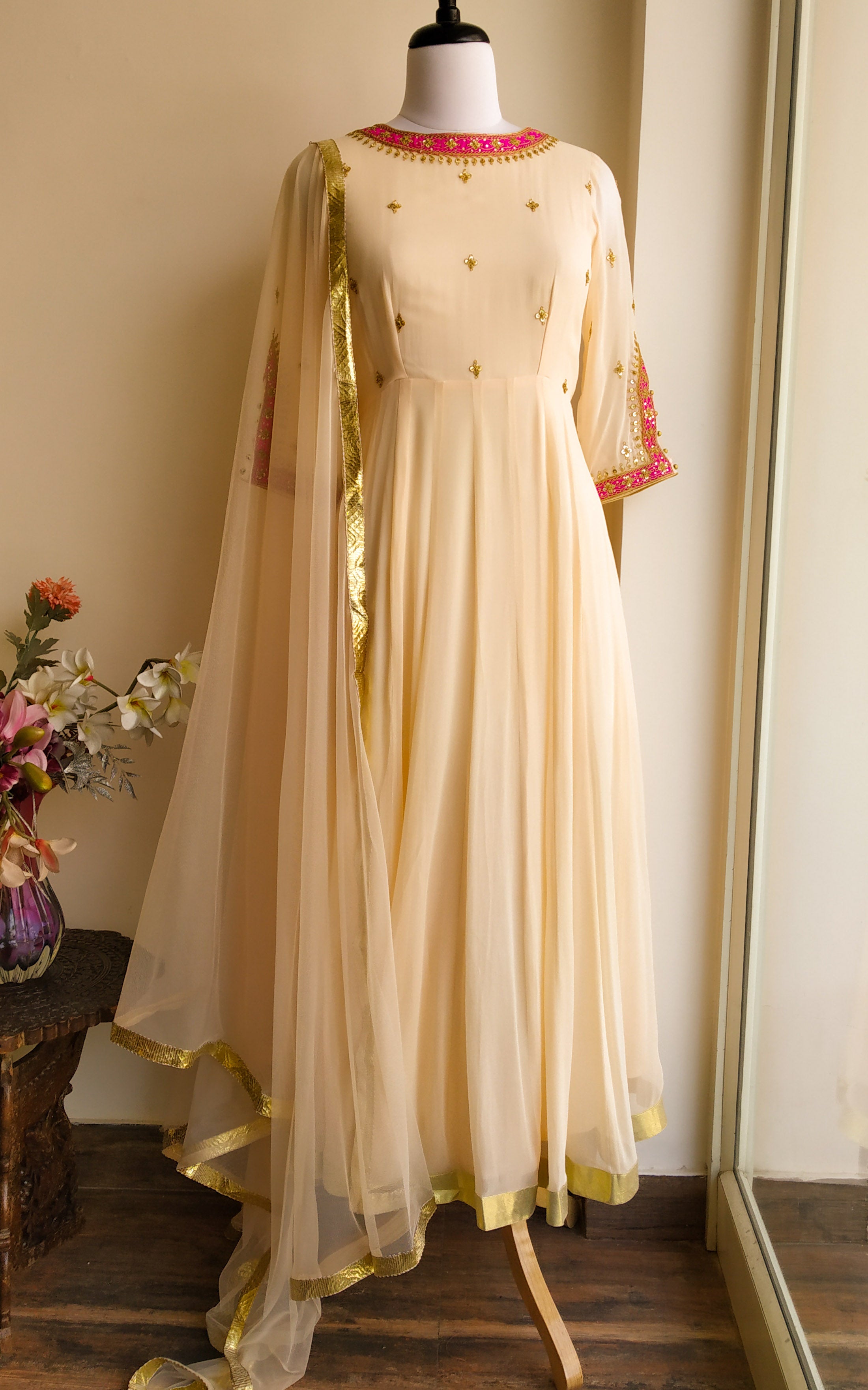 Buy Cream 'Marodi' work Anarkali Online at LabelKanupriya.