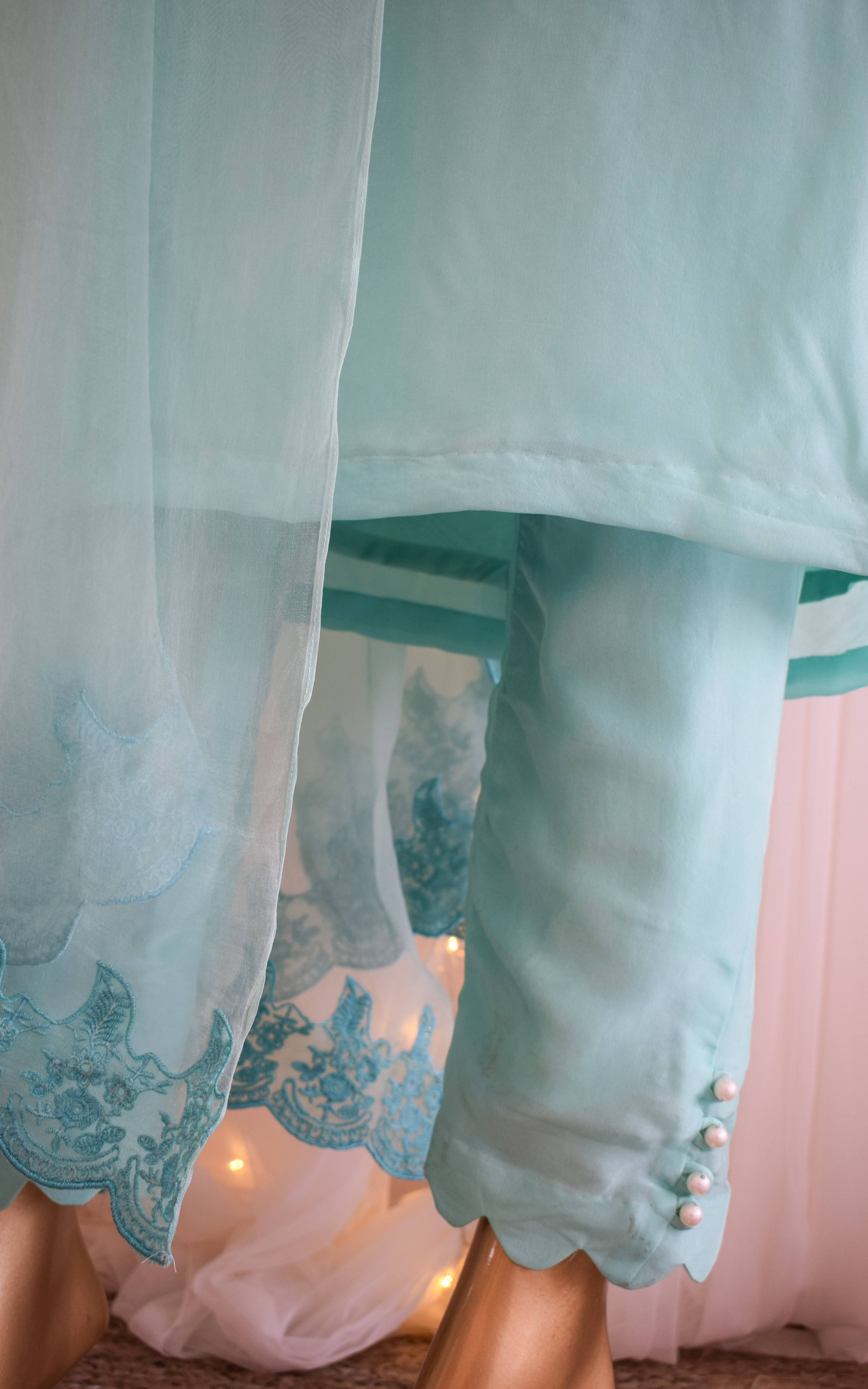Asha Negi Sky Blue Kurta-Pant Set with Organza Dupatta