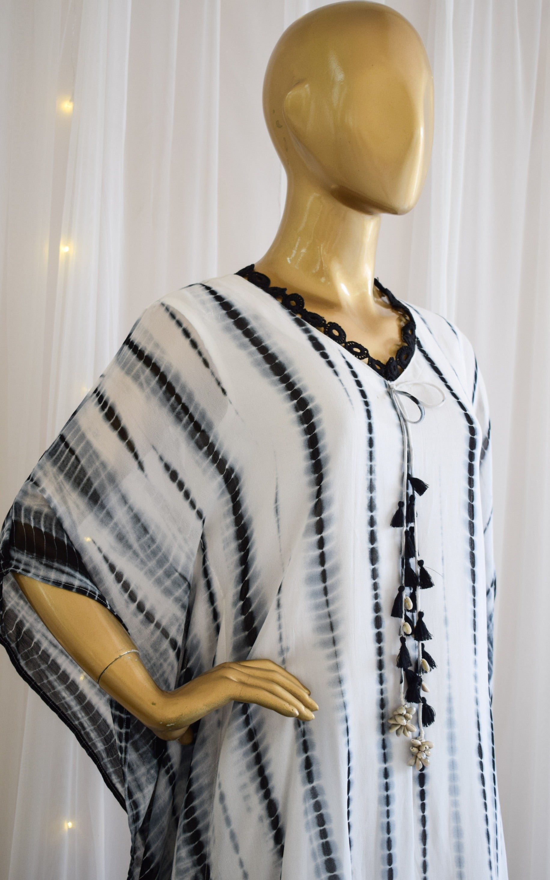 Rupali Ganguly Black & White Shibori Kaftan Co-ord Set