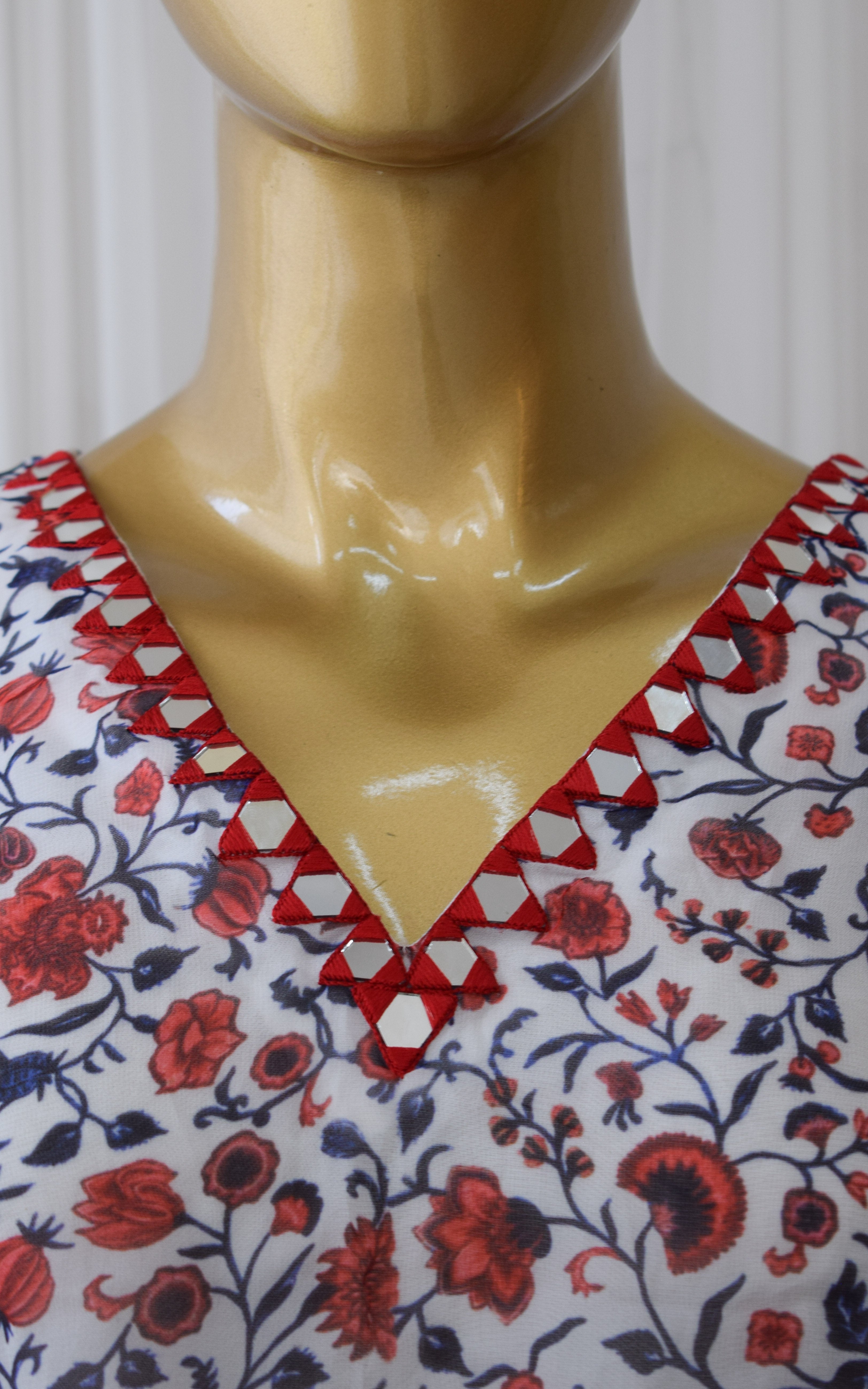 Red & White Floral Printed Georgette Kaftan Dress