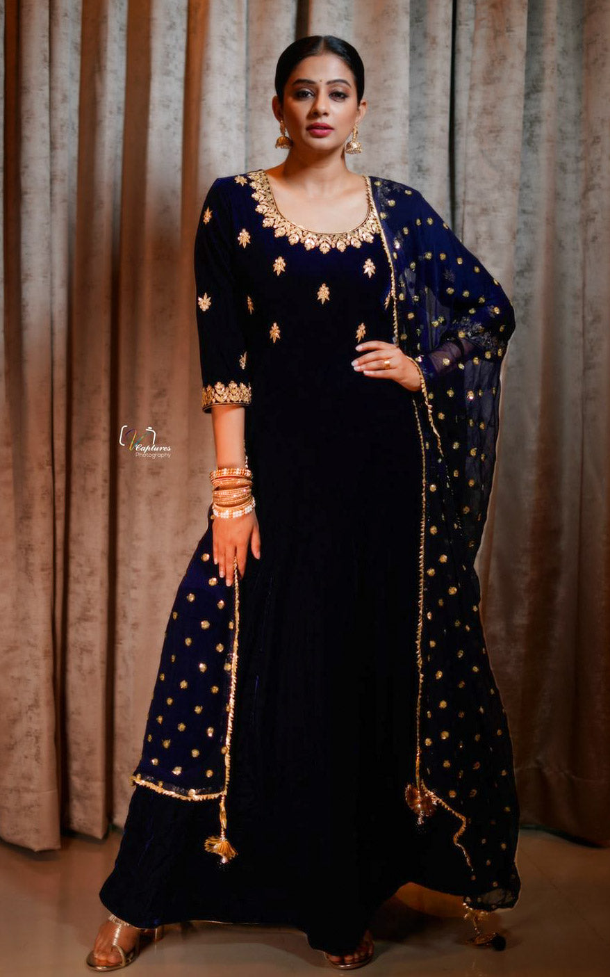 Priya Mani Raj Navy Blue Velvet Anarkali