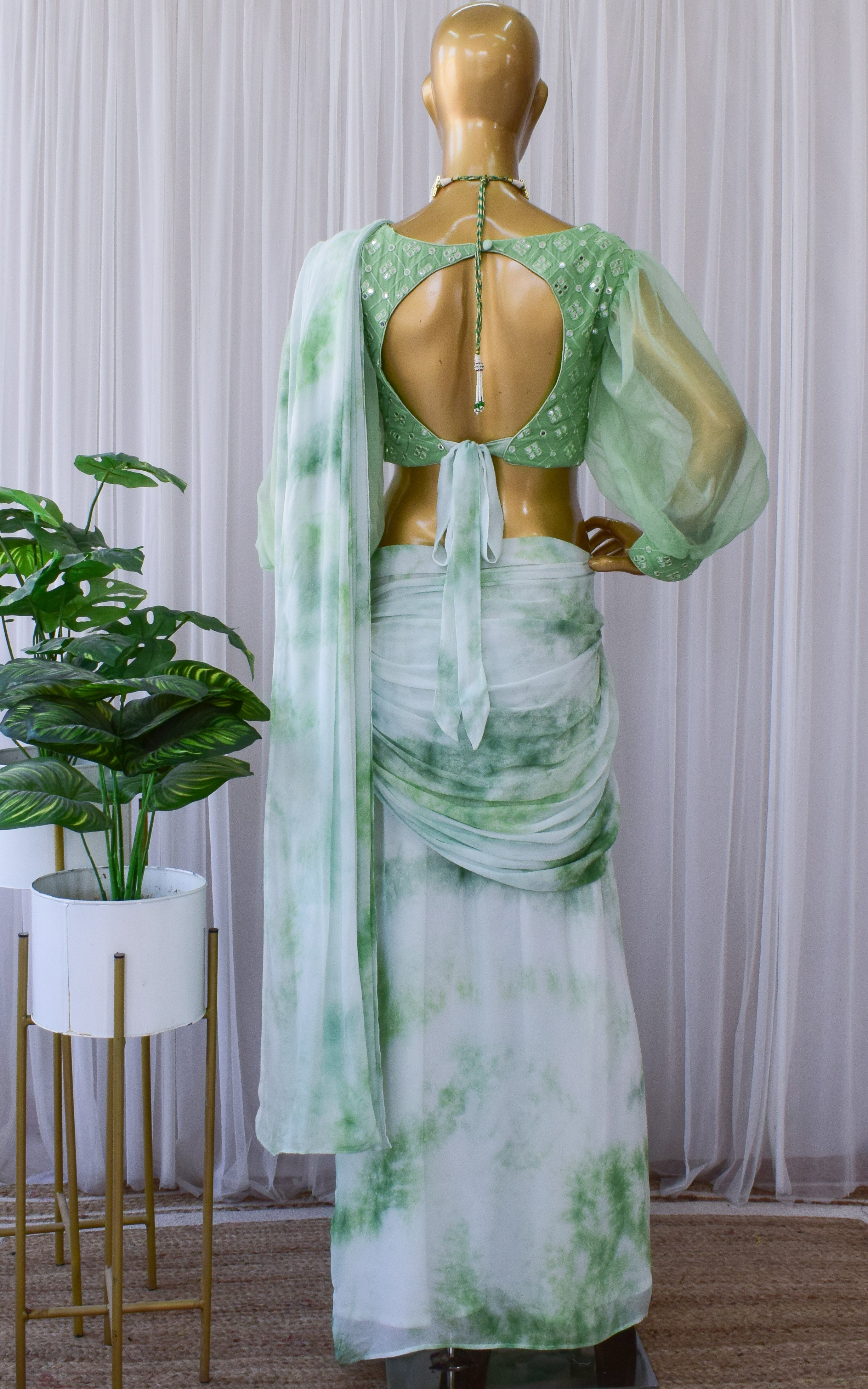 Pastel Green Pre-stitched Shibori Saree