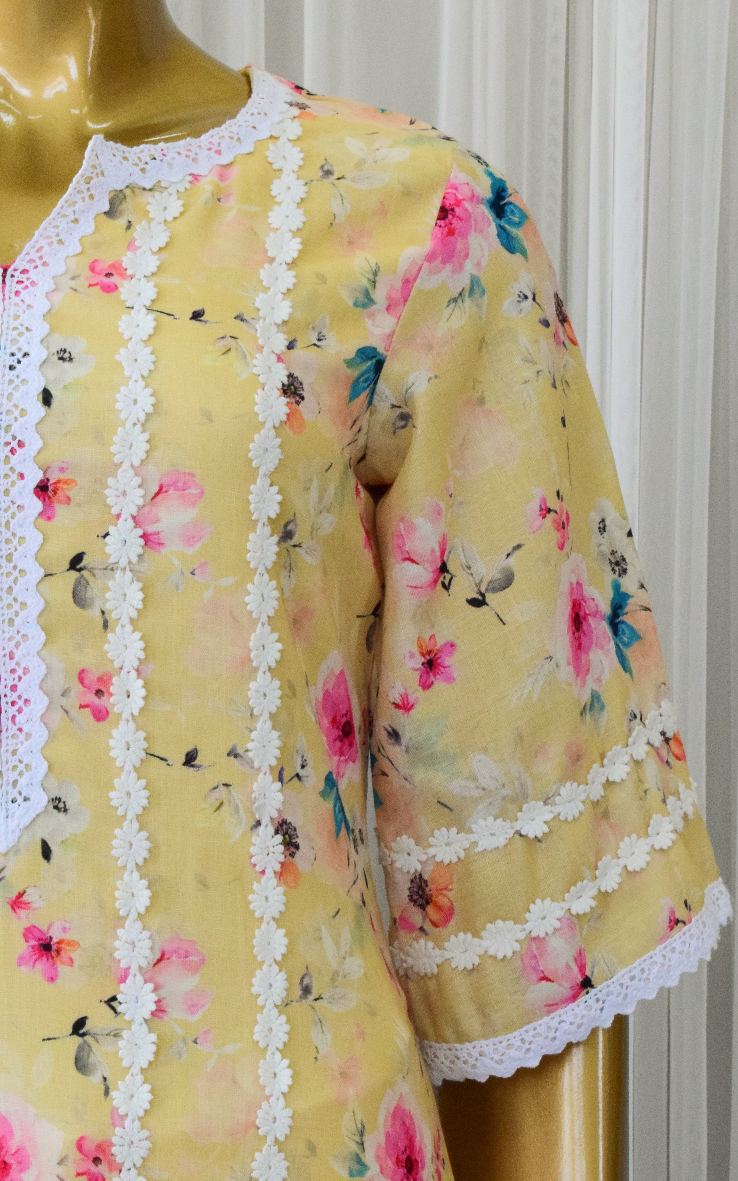 Light Yellow Floral Cotton Linen Kurta Pant Set