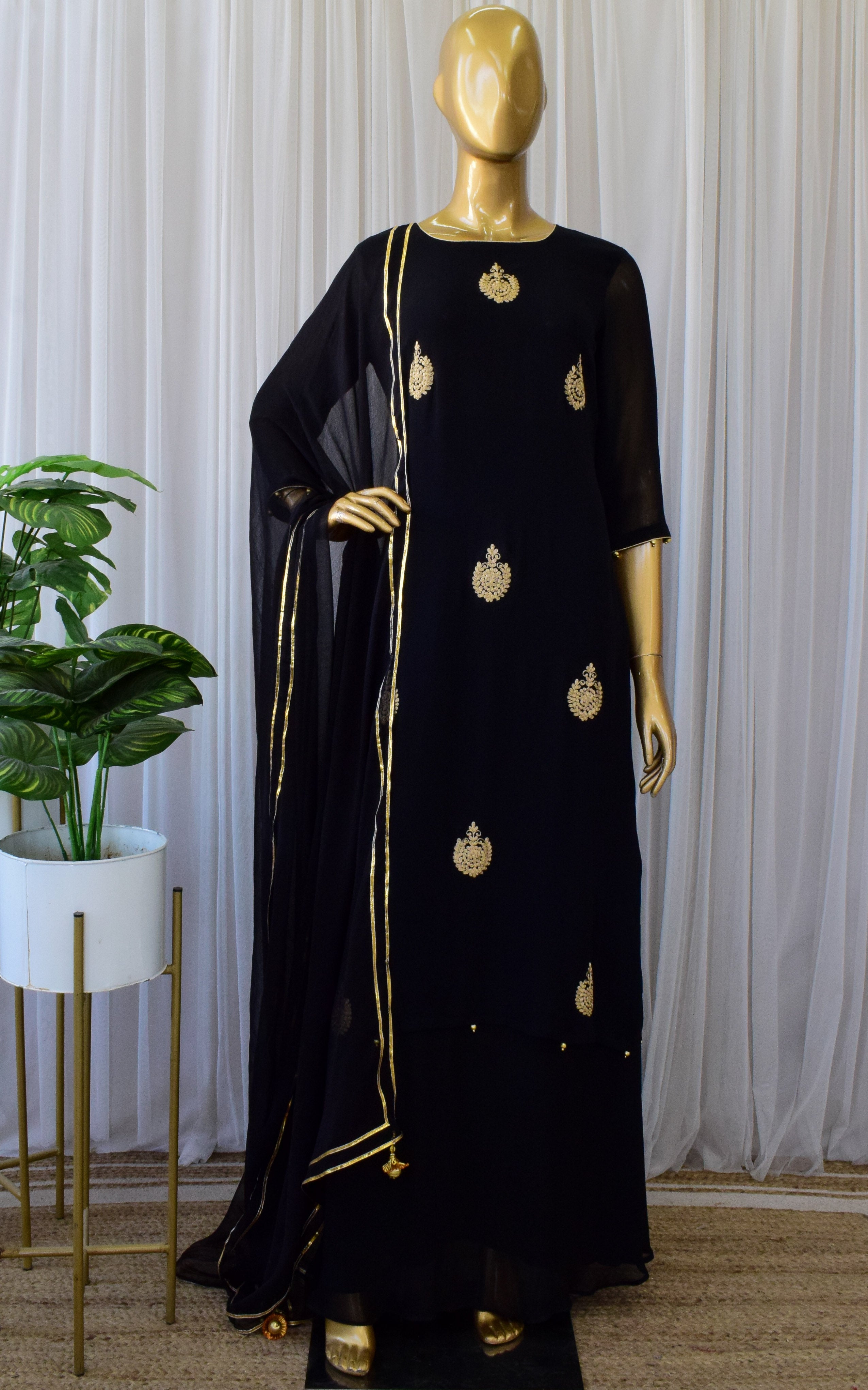 Black Pittan Dress with Chiffon Dupatta