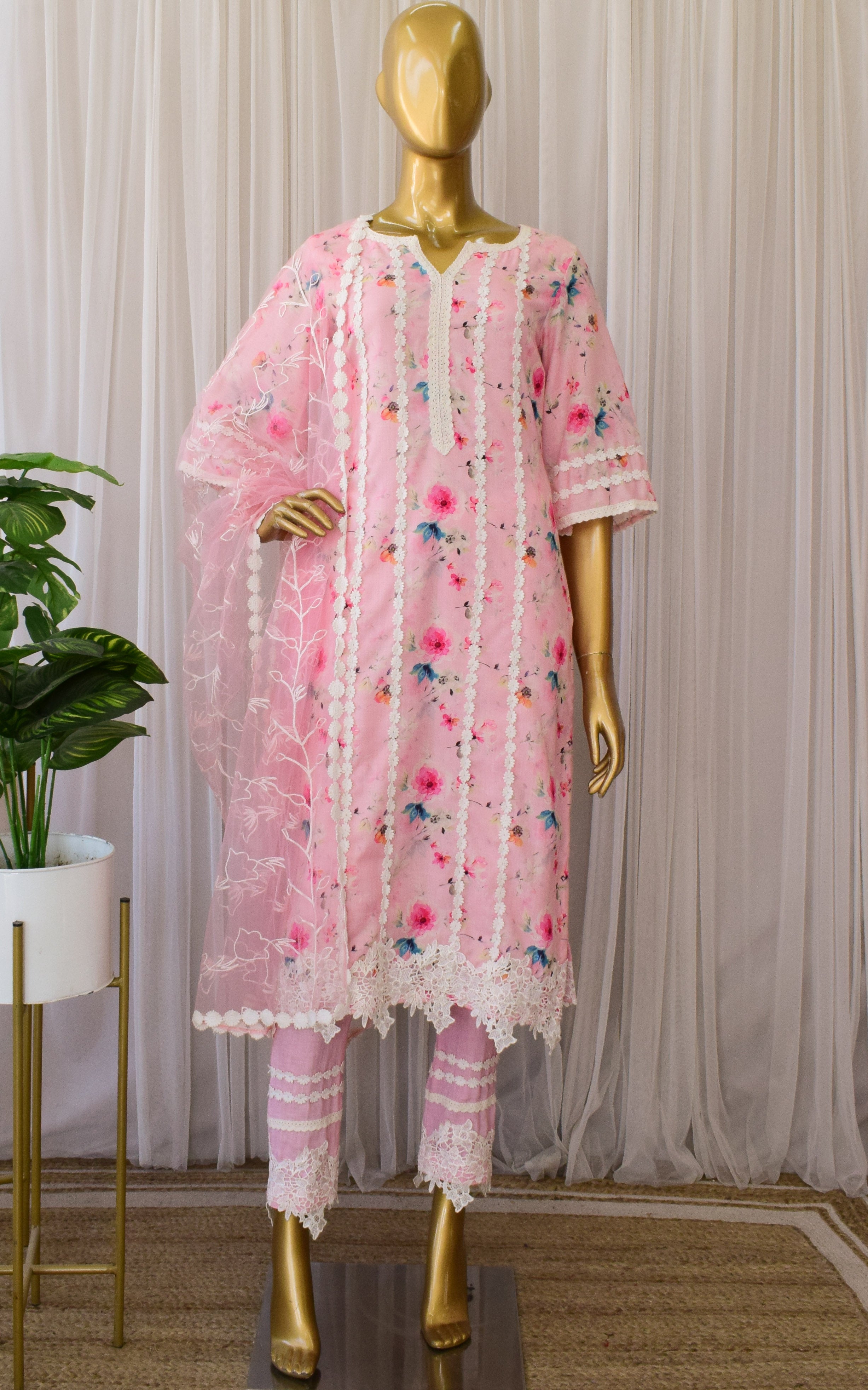 Light Pink Floral Cotton Linen Kurta Pant Set