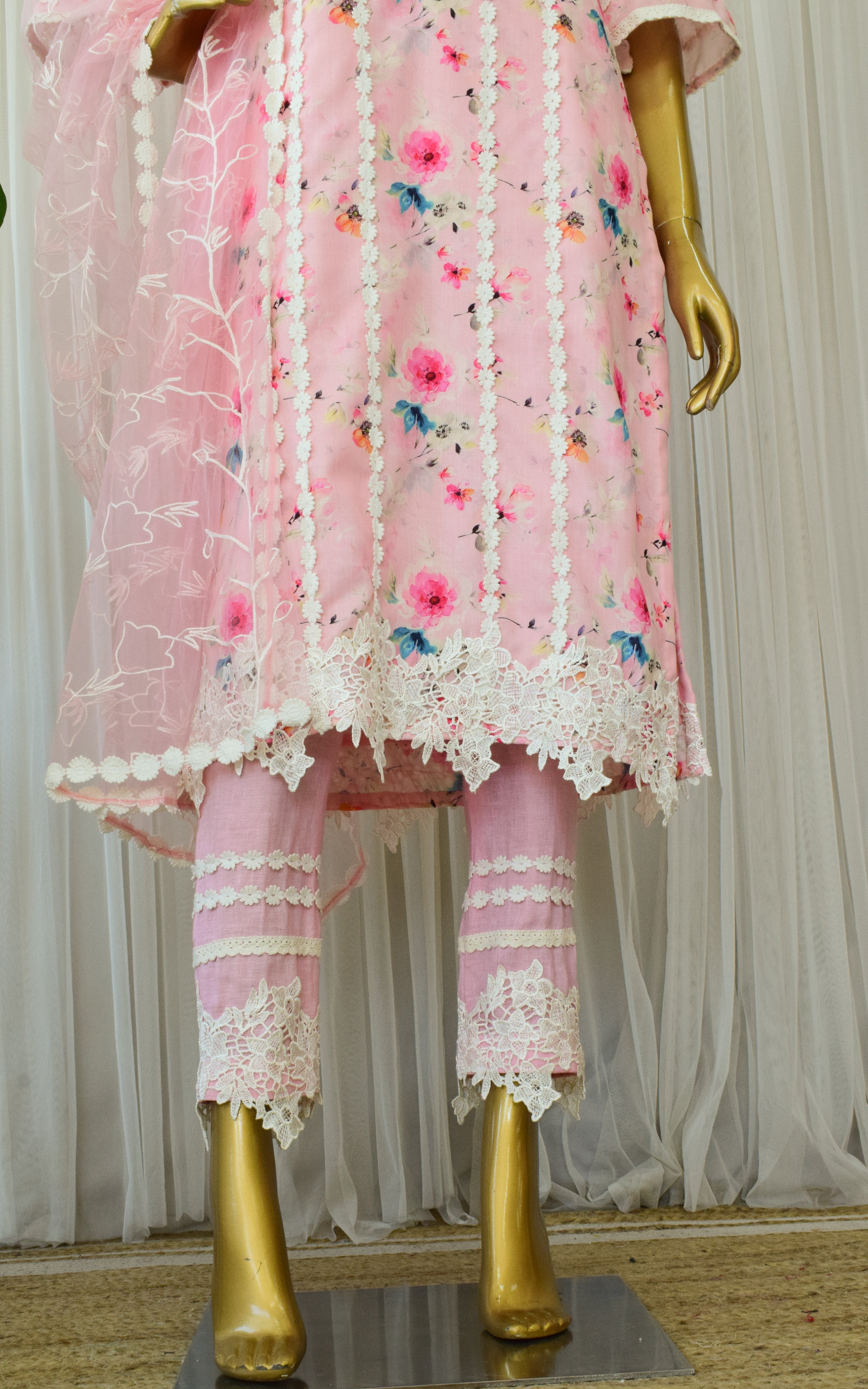 Light Pink Floral Cotton Linen Kurta Pant Set