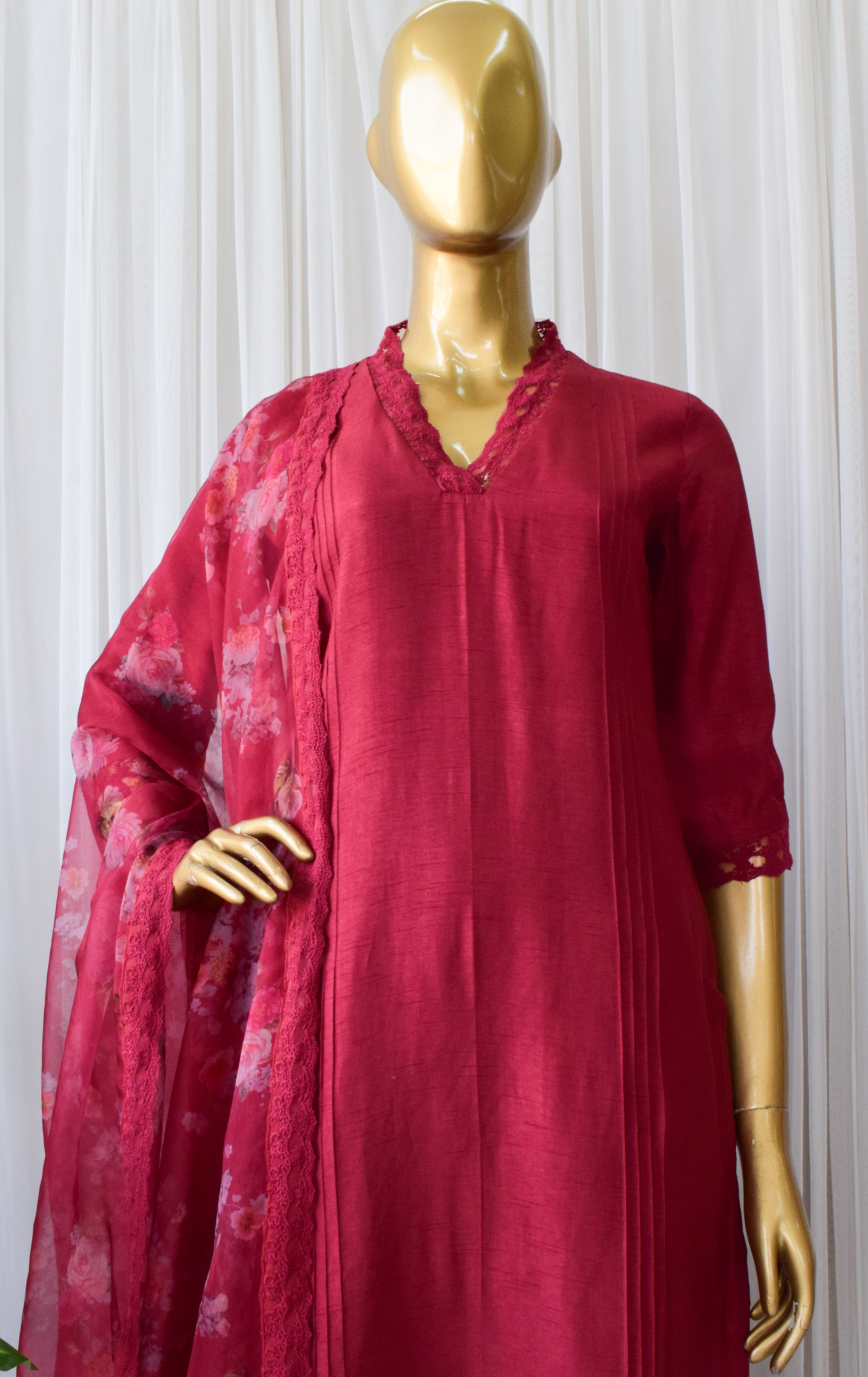 Priya Wine Kurta Pant with Floral Organza Dupatta