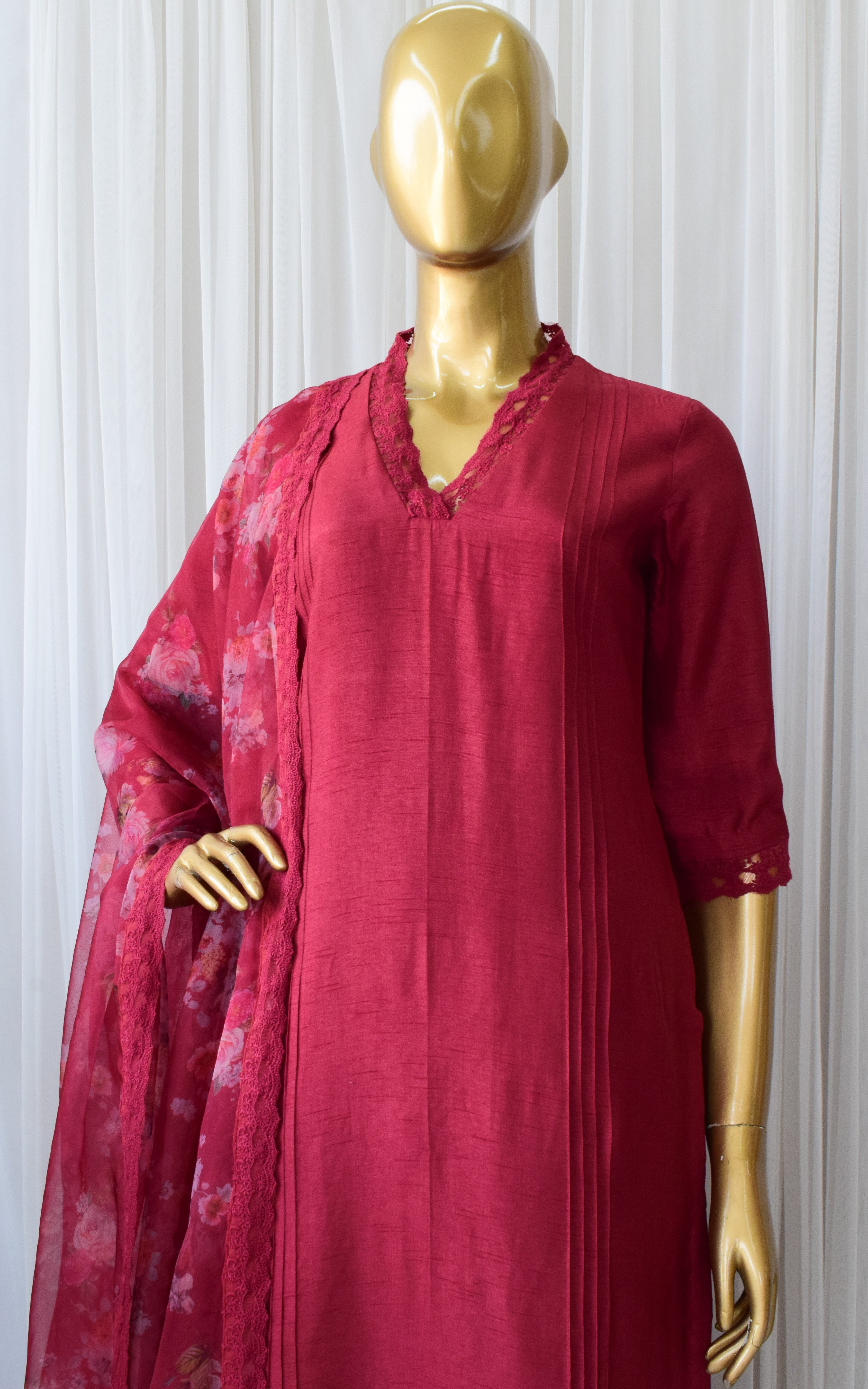 Priya Wine Kurta Pant with Floral Organza Dupatta