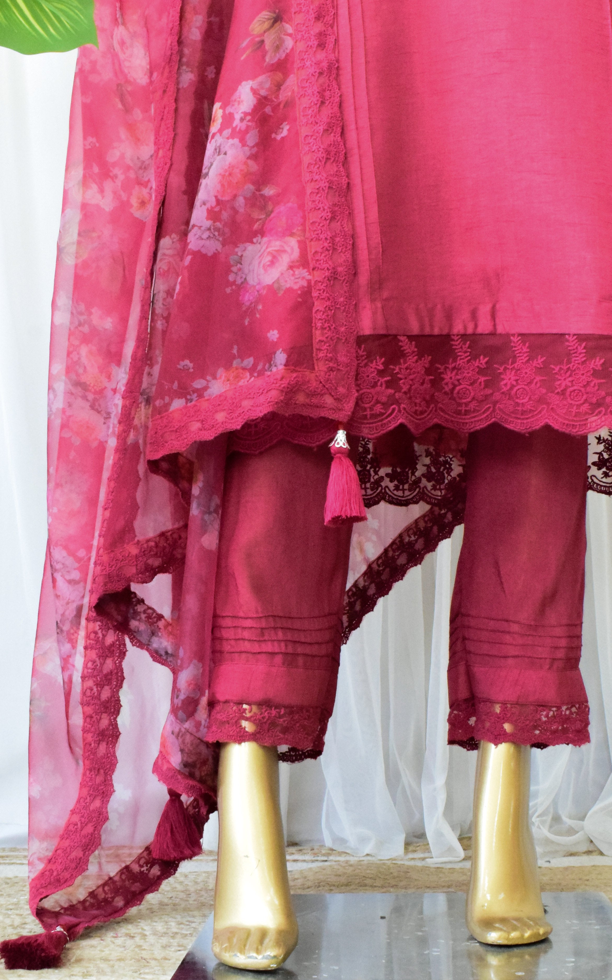 Priya Wine Kurta Pant with Floral Organza Dupatta