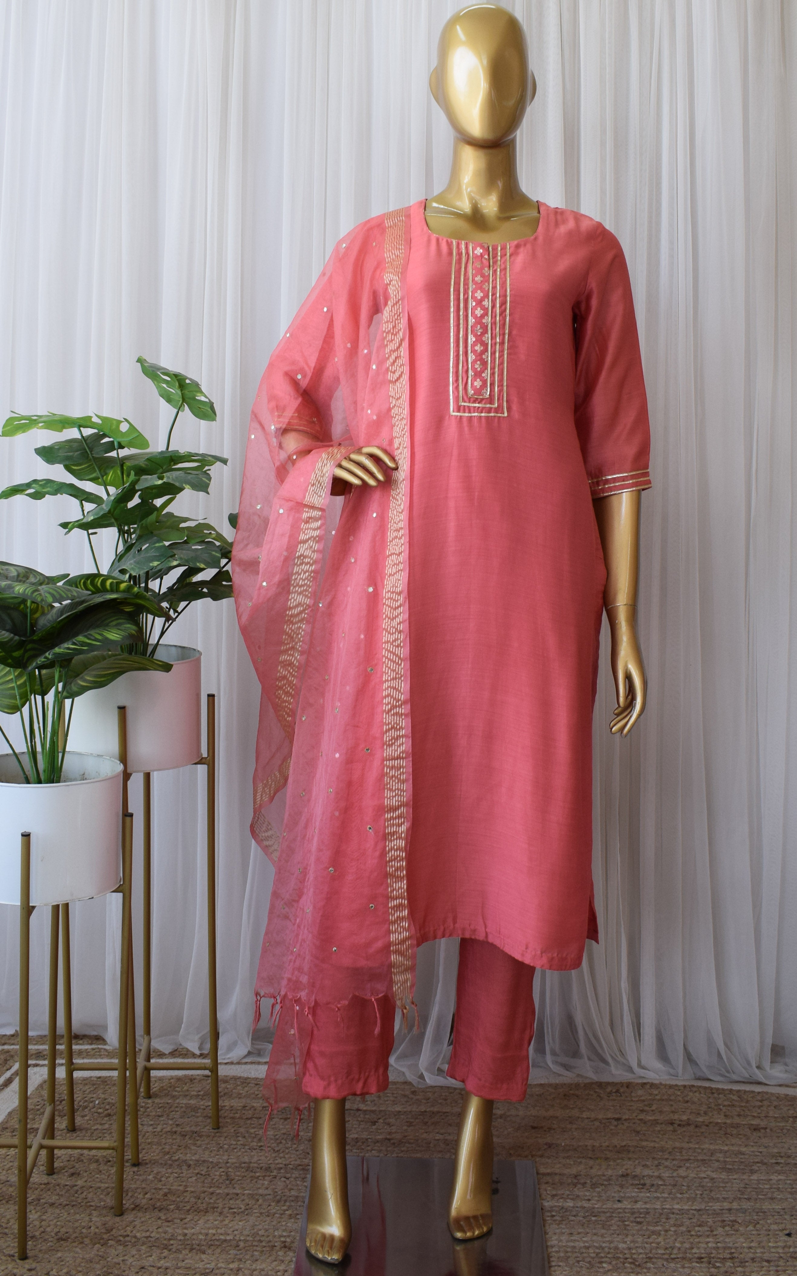 Coral Pink Kurta Set with Mirror-work Organza Dupatta